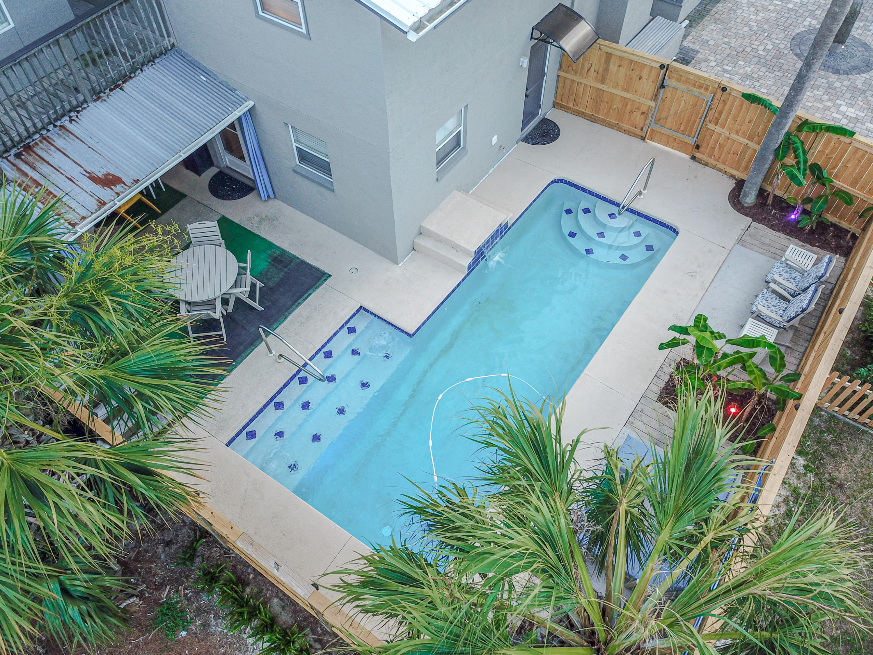 RIVIERA BEACH - Residential