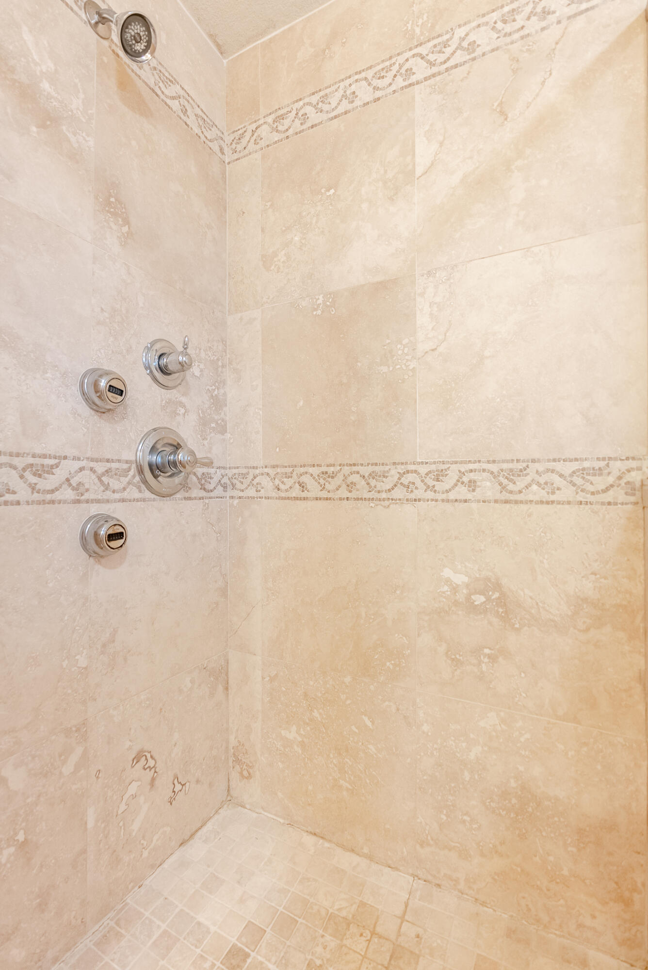 RIVIERA BEACH - Residential