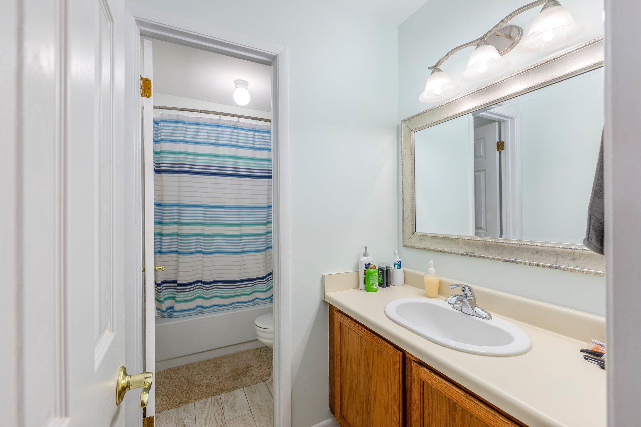 ROCKY BAYOU T/H - Residential