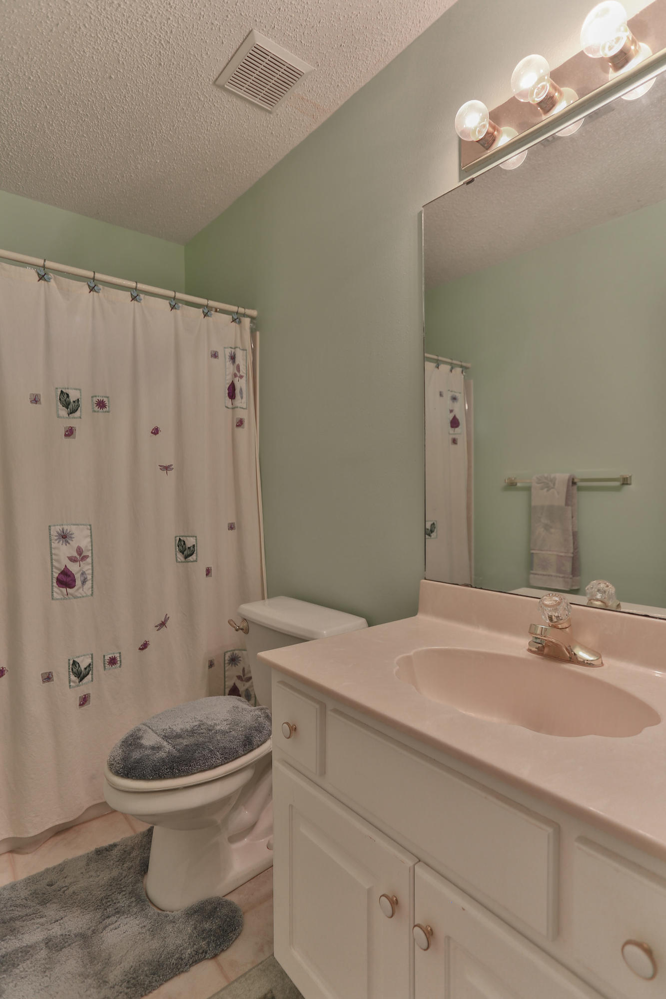PARKWOOD ESTATES PH 2 BLUEWATER BAY - Residential