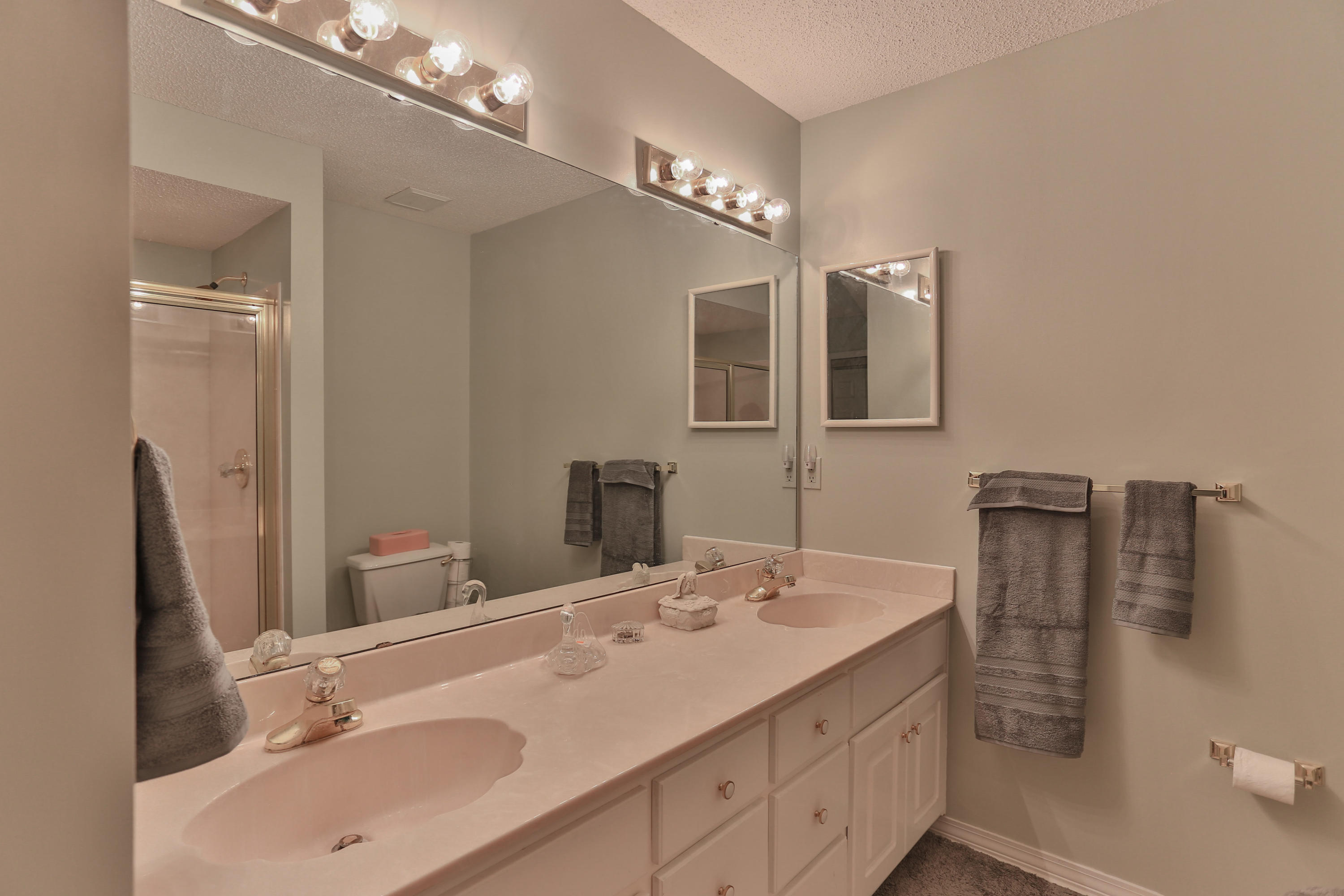 PARKWOOD ESTATES PH 2 BLUEWATER BAY - Residential