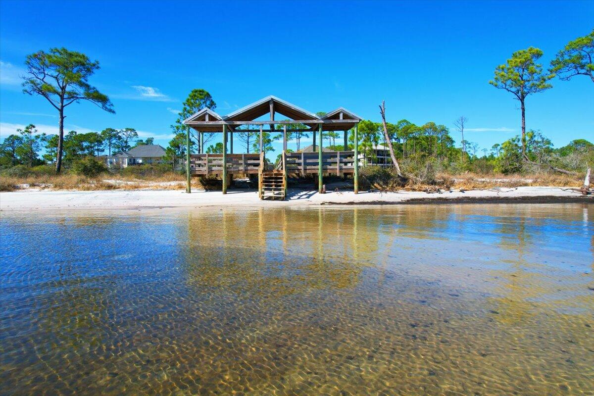 BISCAYNE POINTE - Residential