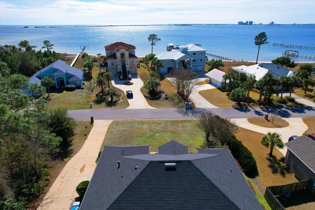 BISCAYNE POINTE - Residential