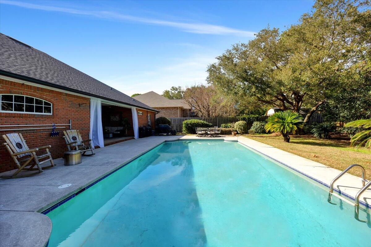 BISCAYNE POINTE - Residential