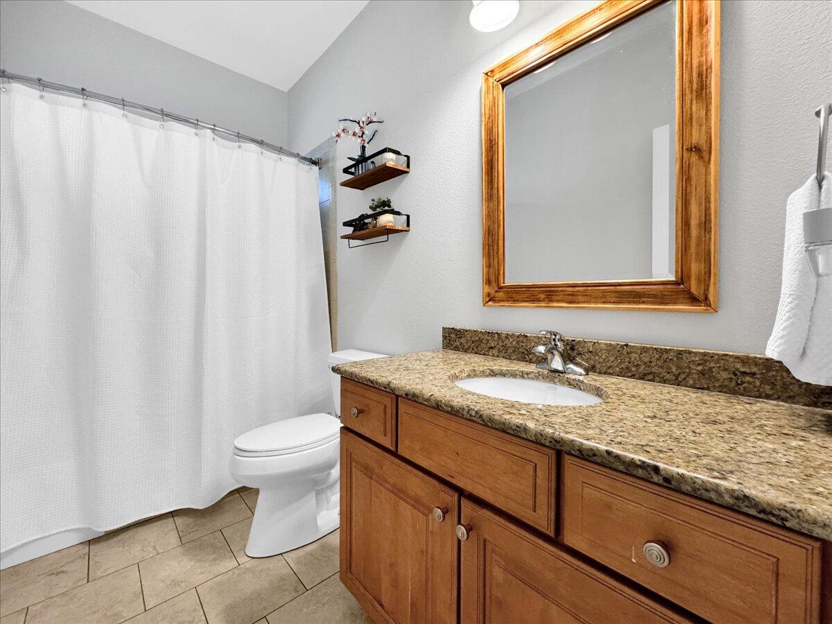 BISCAYNE POINTE - Residential