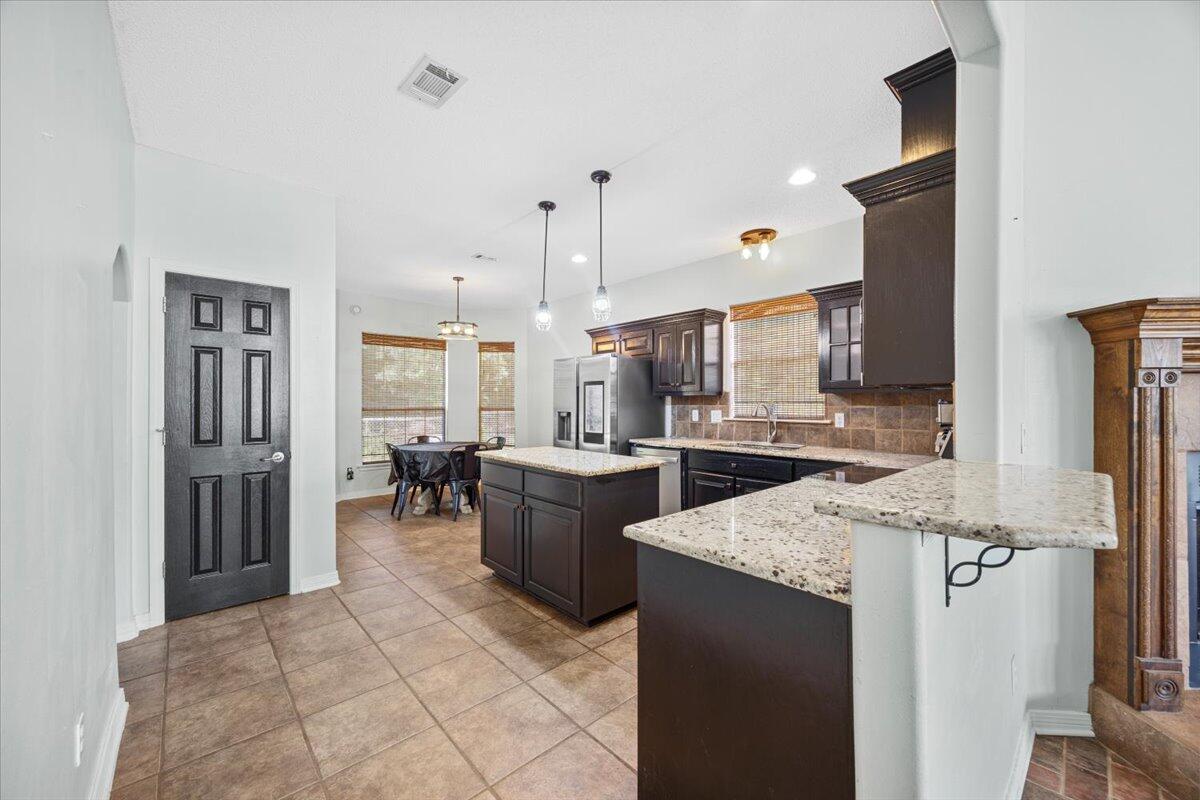 23-2S-27-4903-00000-0380 - Residential Lease