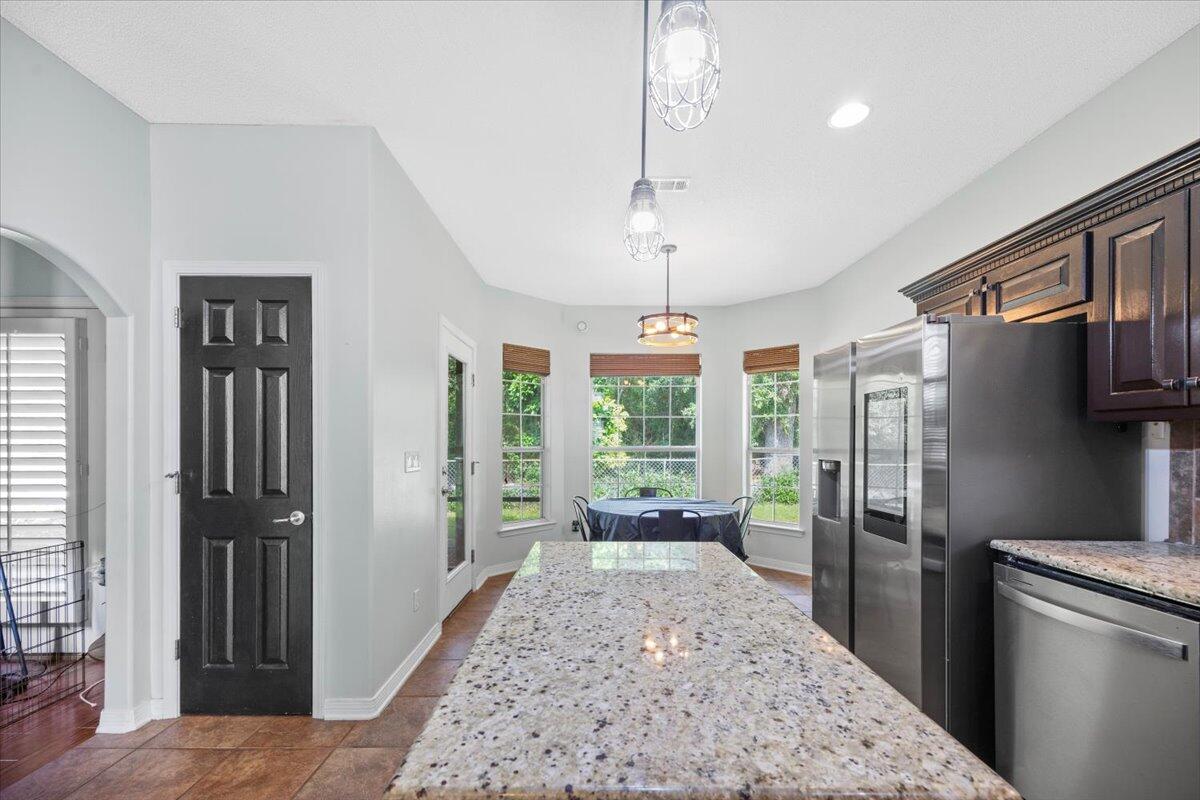 23-2S-27-4903-00000-0380 - Residential Lease