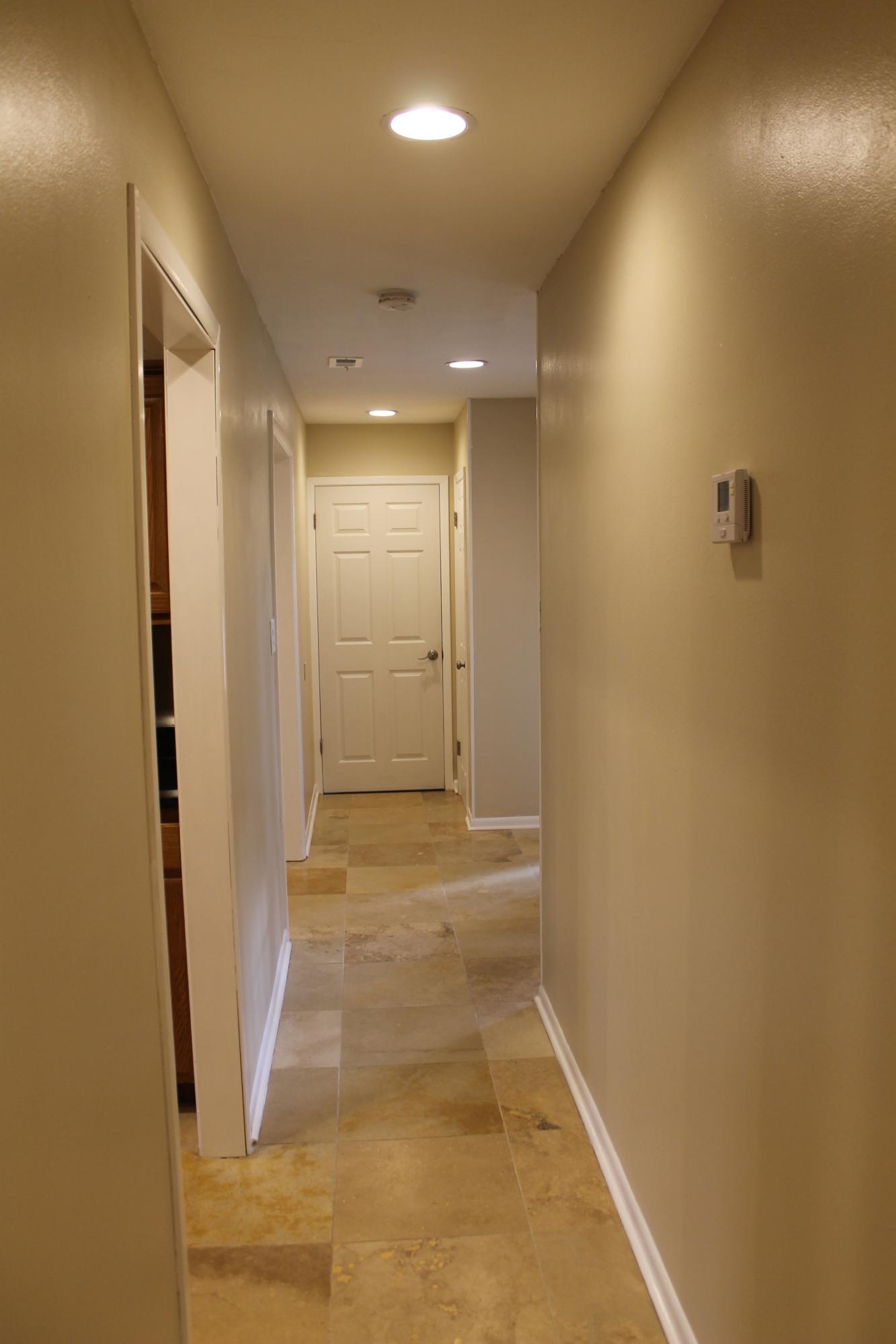 VALPARAISO PINECREST 6 - Residential Lease