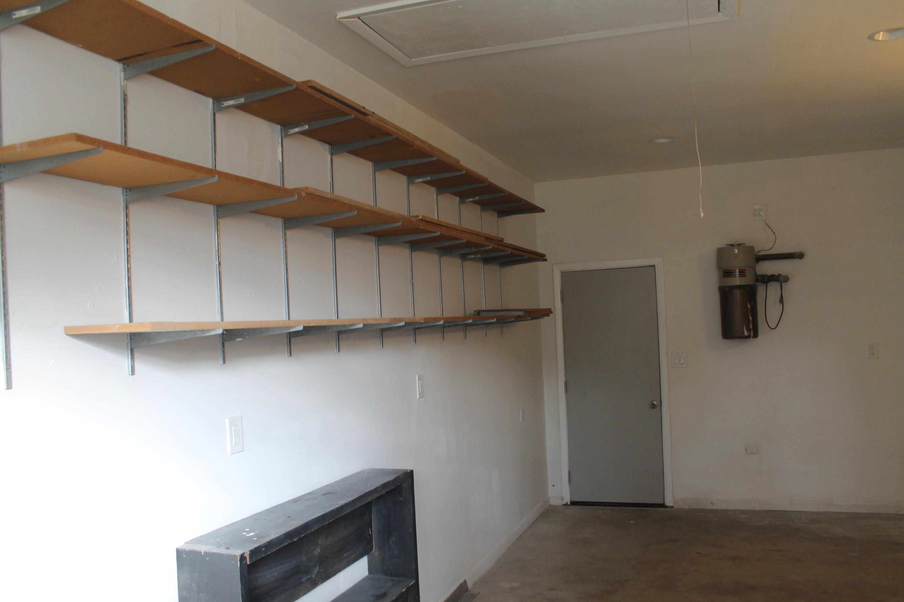 VALPARAISO PINECREST 6 - Residential Lease