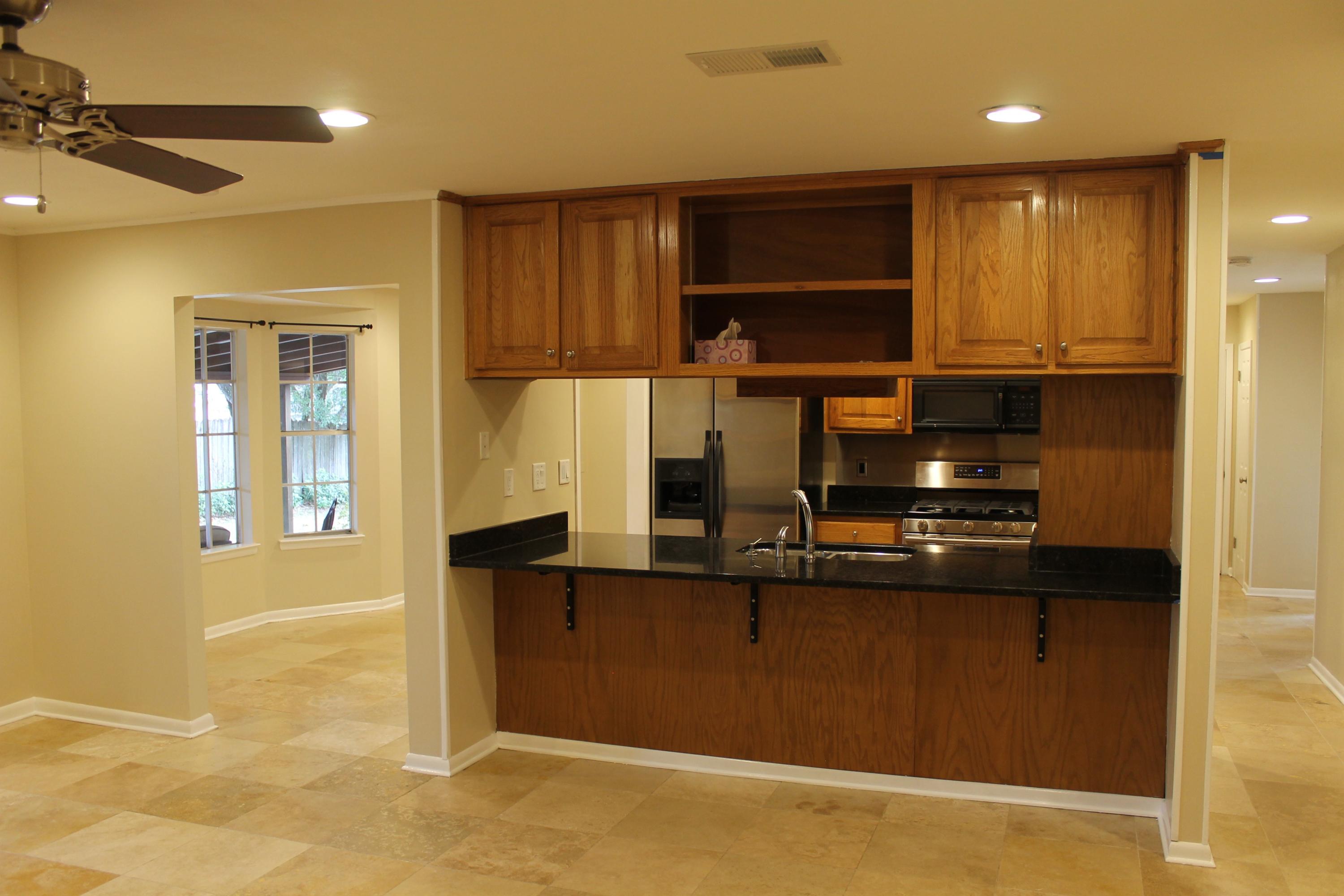 VALPARAISO PINECREST 6 - Residential Lease