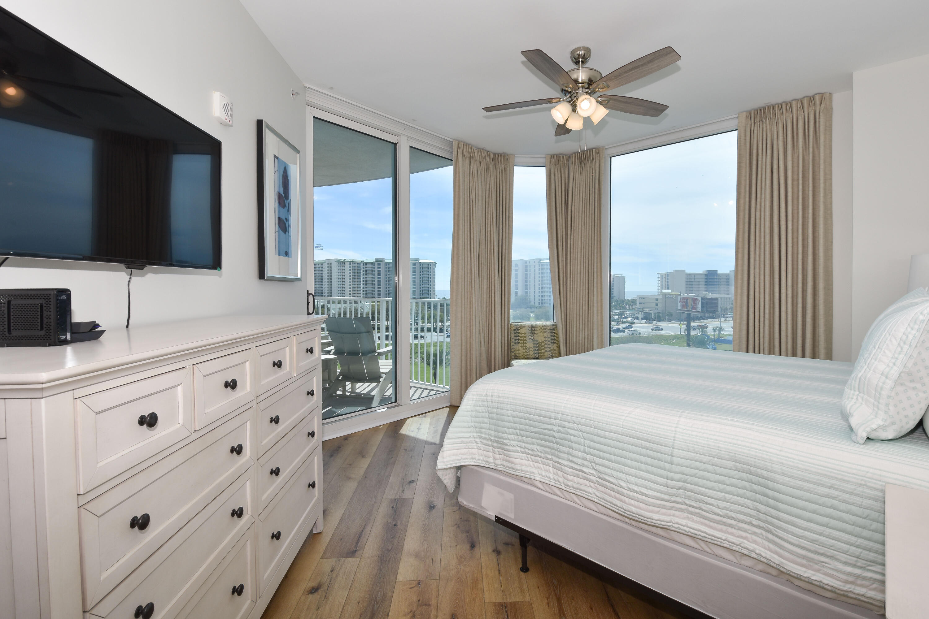 THE PALMS OF DESTIN - Residential
