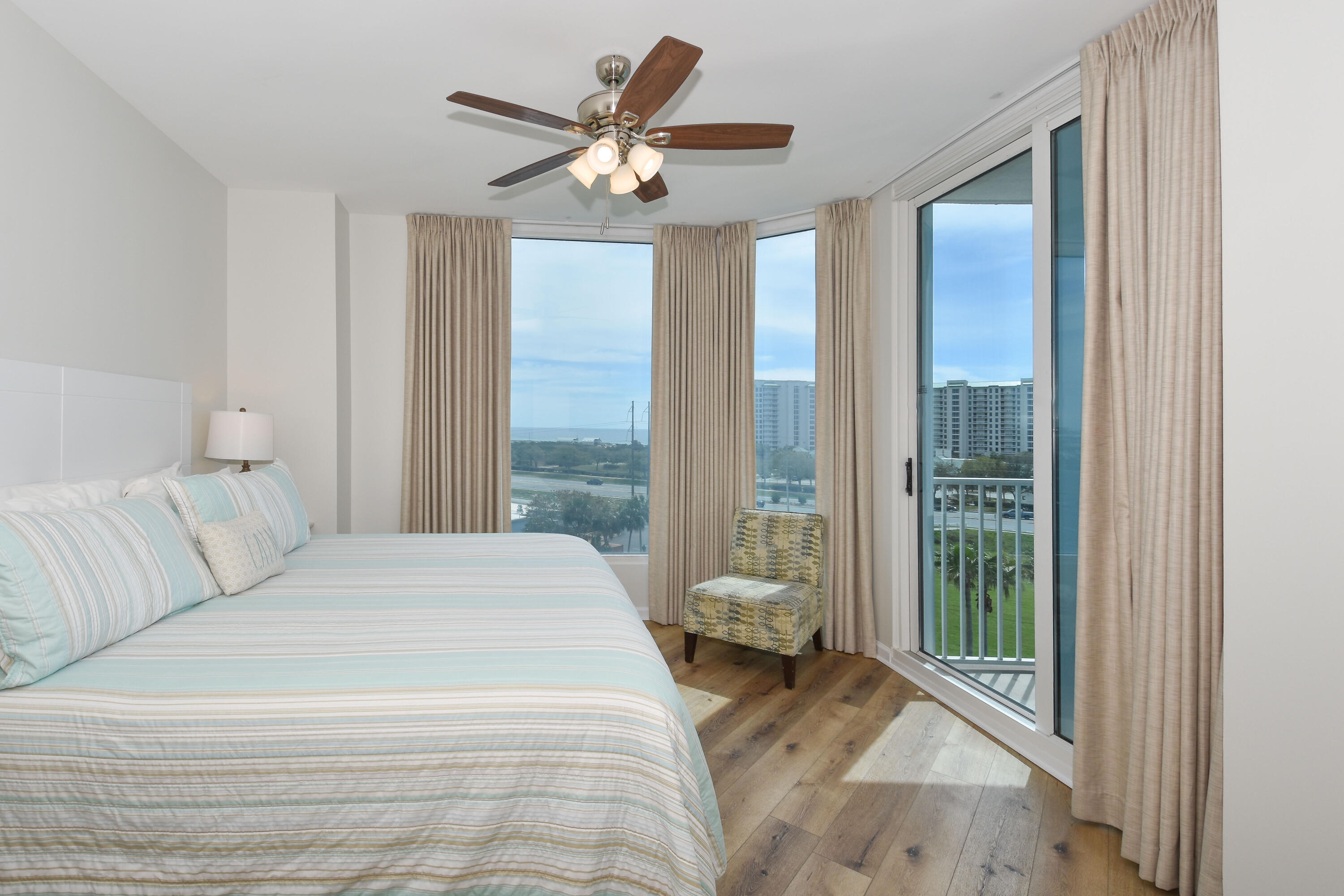 THE PALMS OF DESTIN - Residential