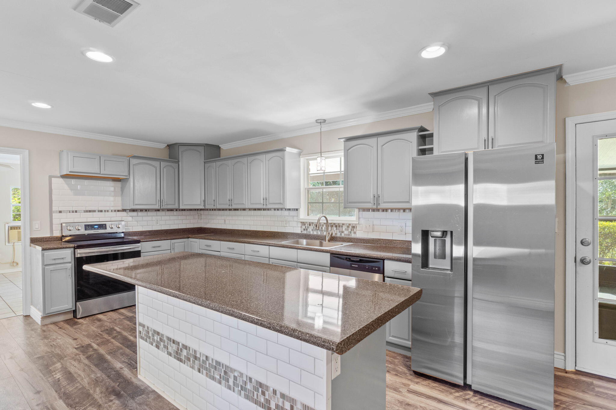 Poquito Bayou - Residential