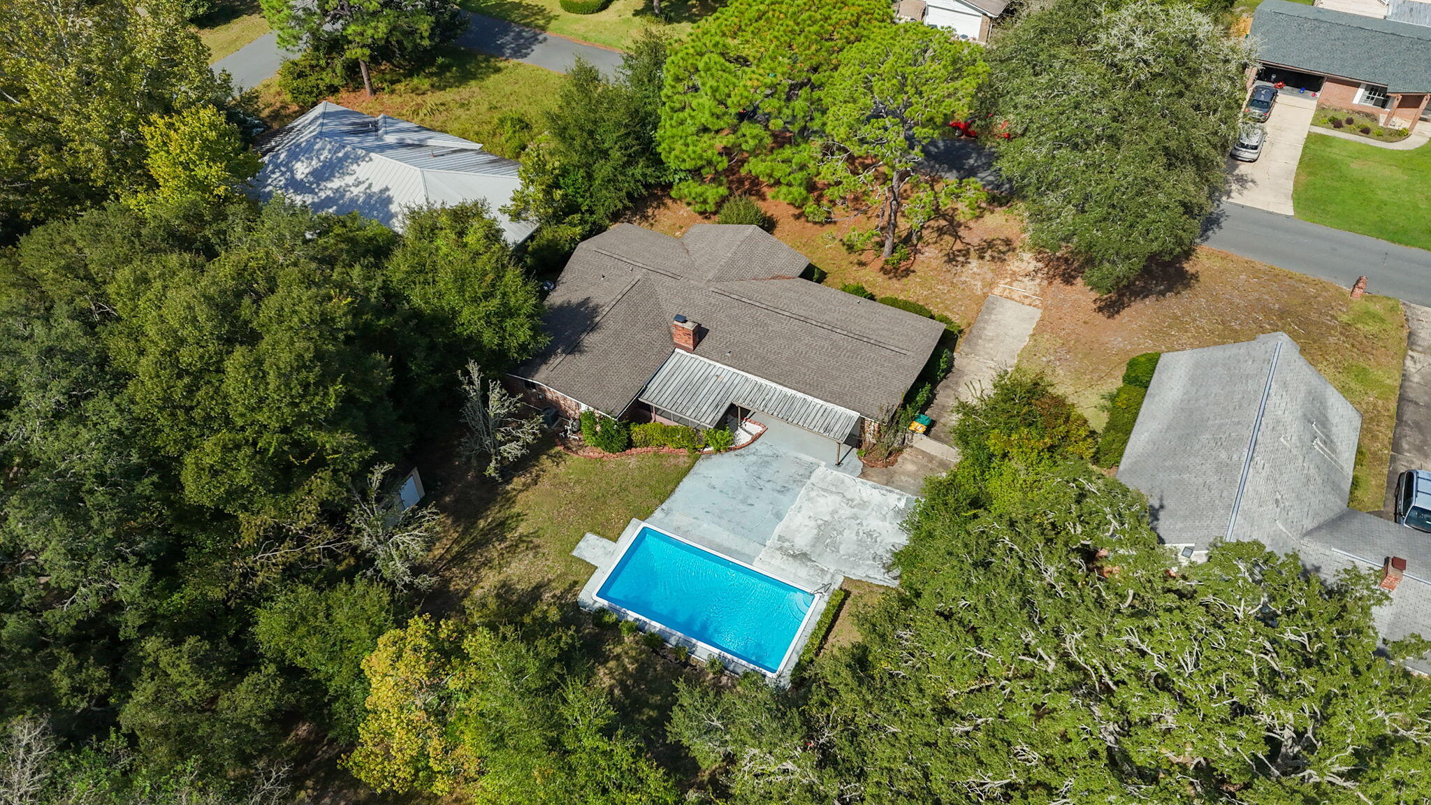 Poquito Bayou - Residential