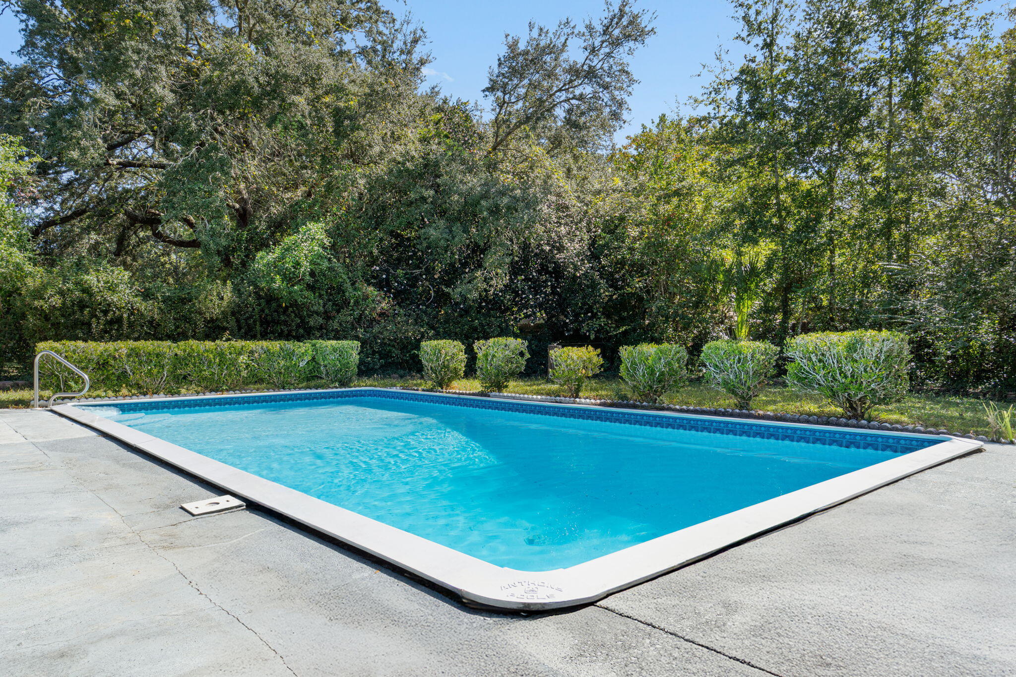Poquito Bayou - Residential