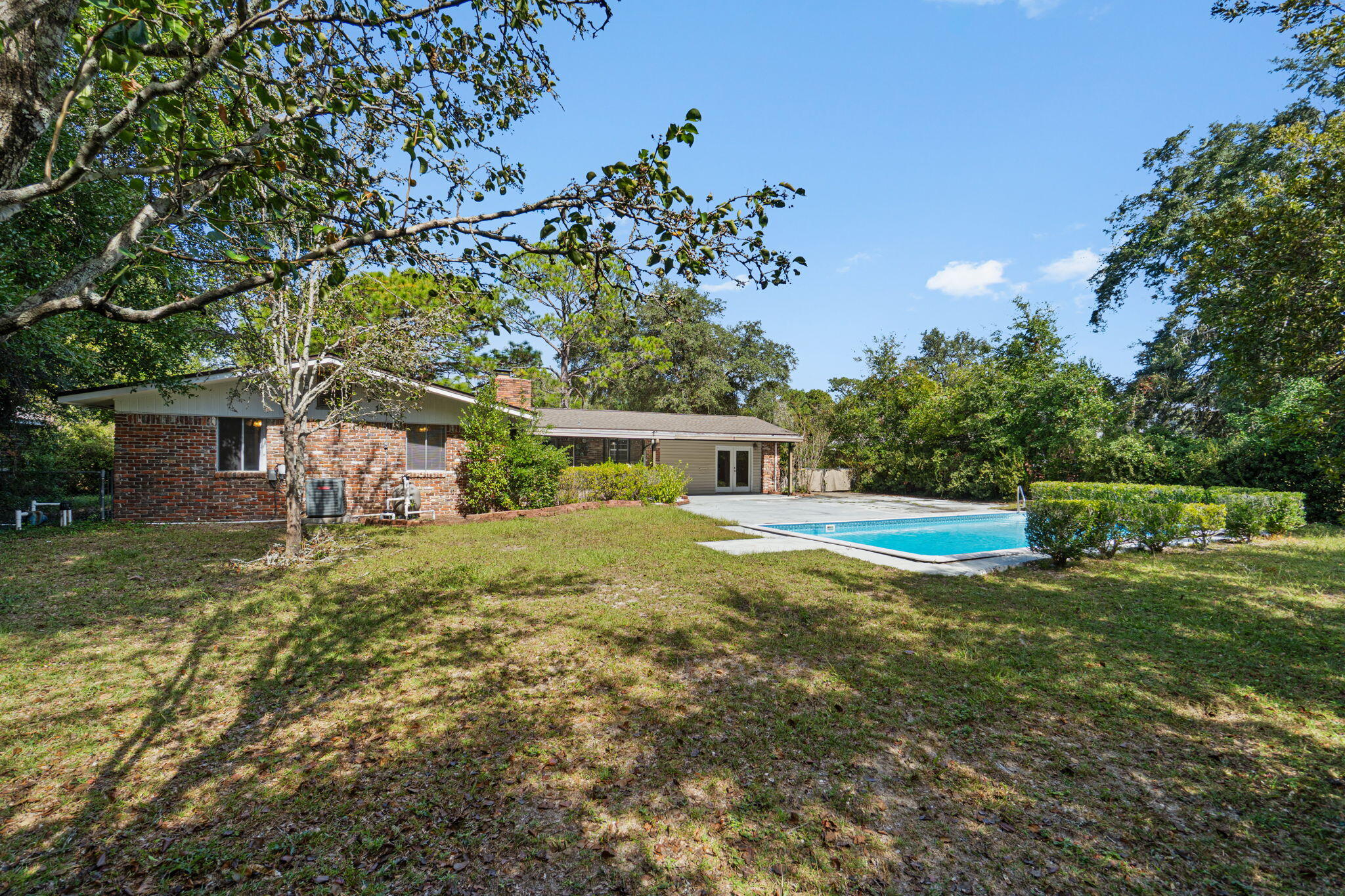 Poquito Bayou - Residential