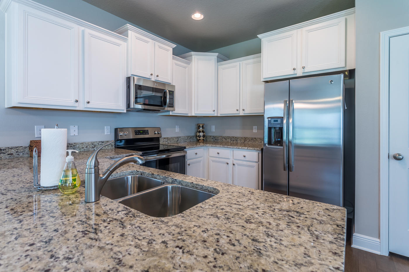 TRANQUILITY BY THE BAY - Residential Lease