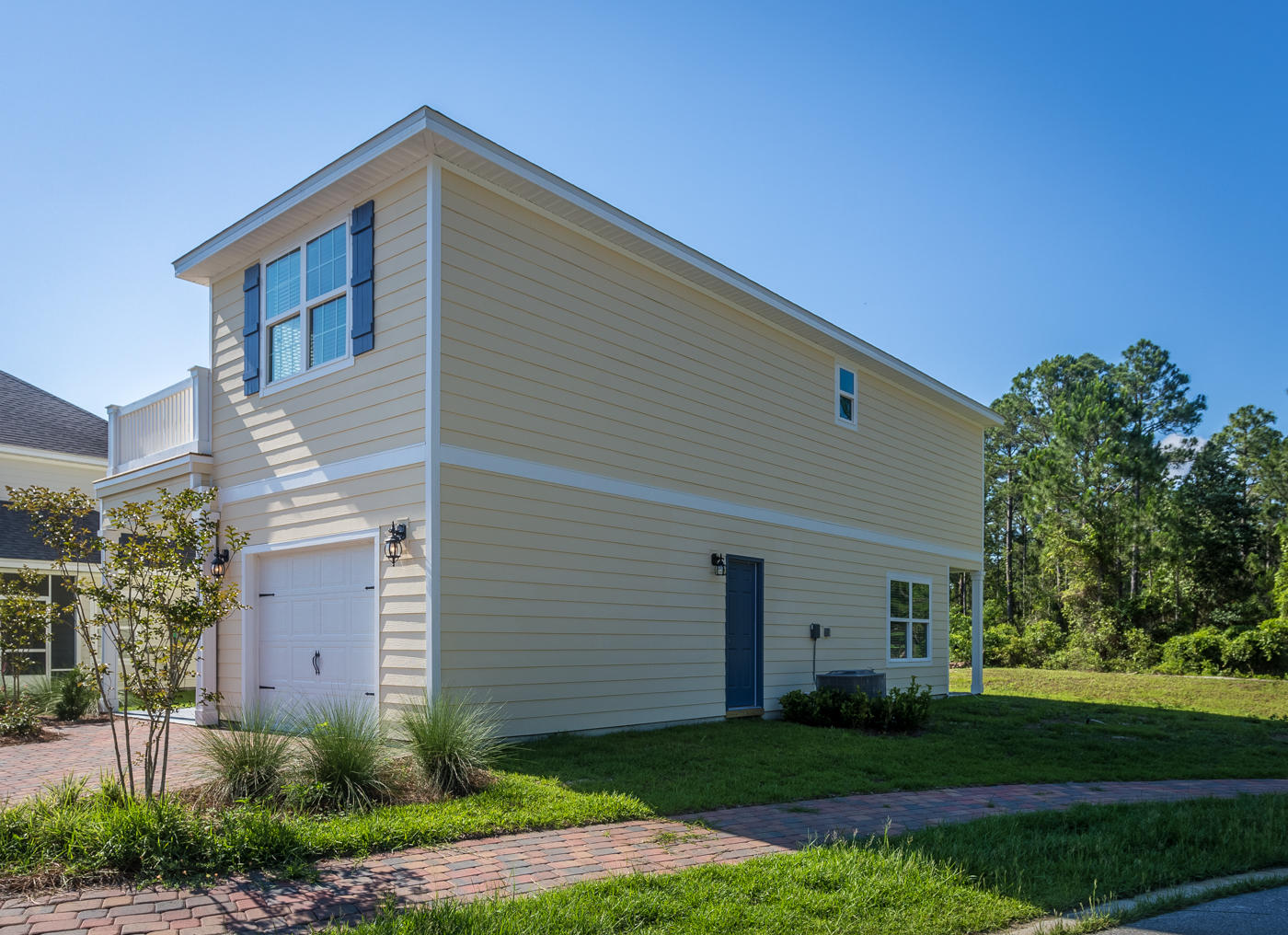 TRANQUILITY BY THE BAY - Residential Lease