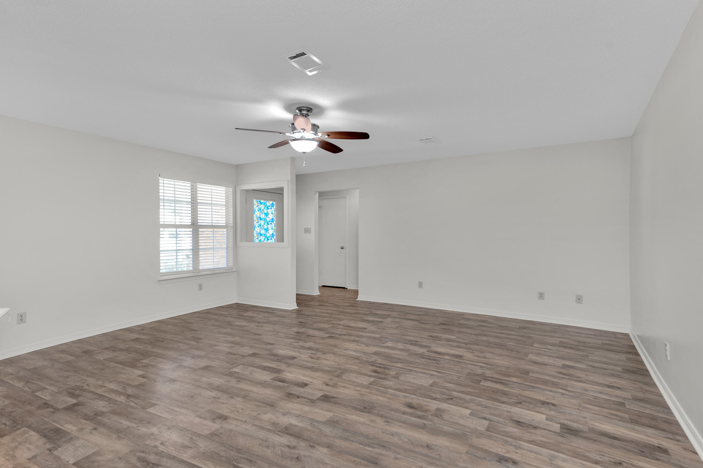 SUMMER TREE LOT 14 - Residential Lease