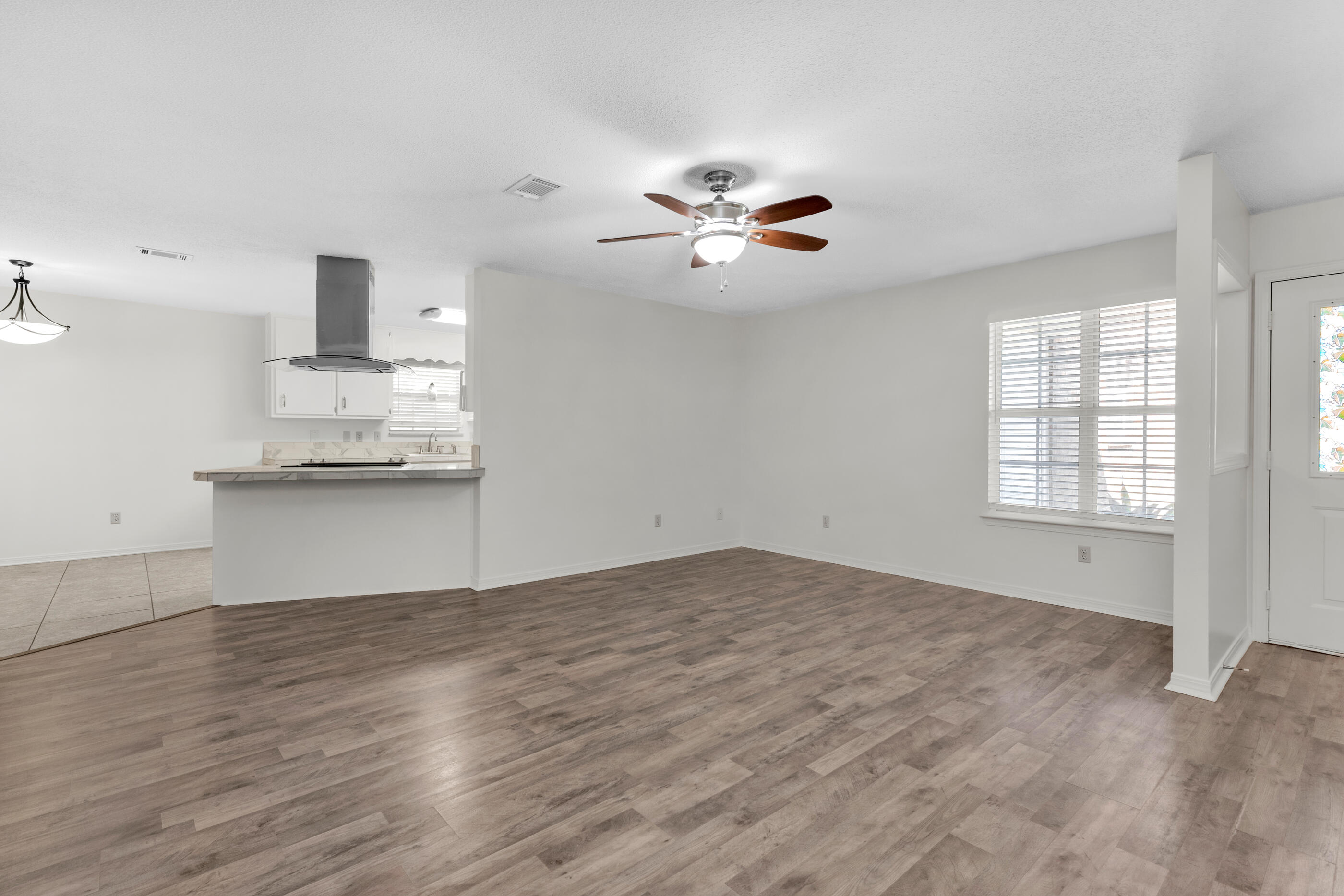 SUMMER TREE LOT 14 - Residential Lease