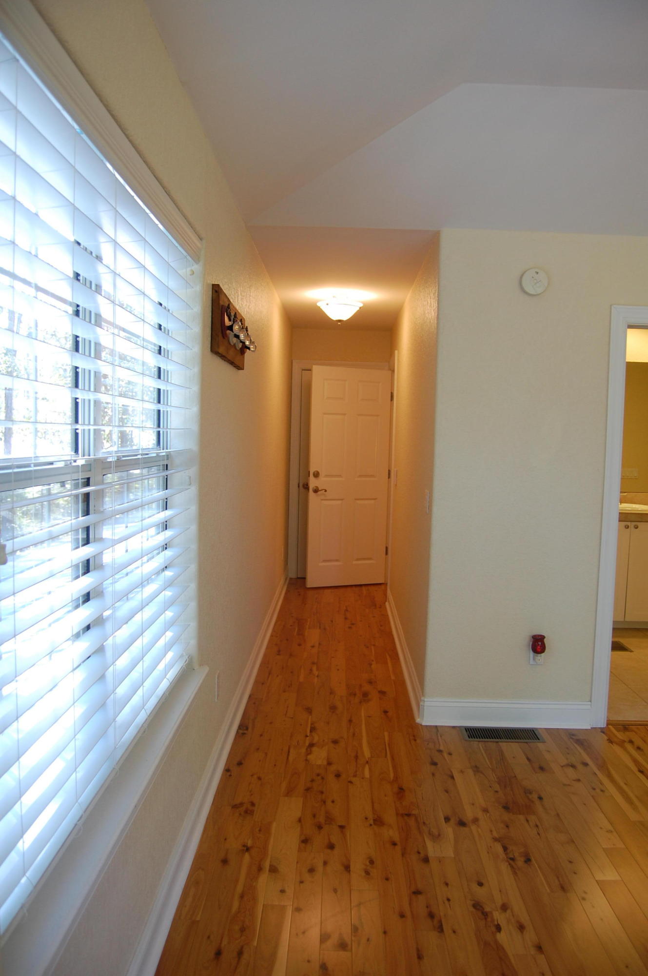 MAGNOLIA BEACH - Residential