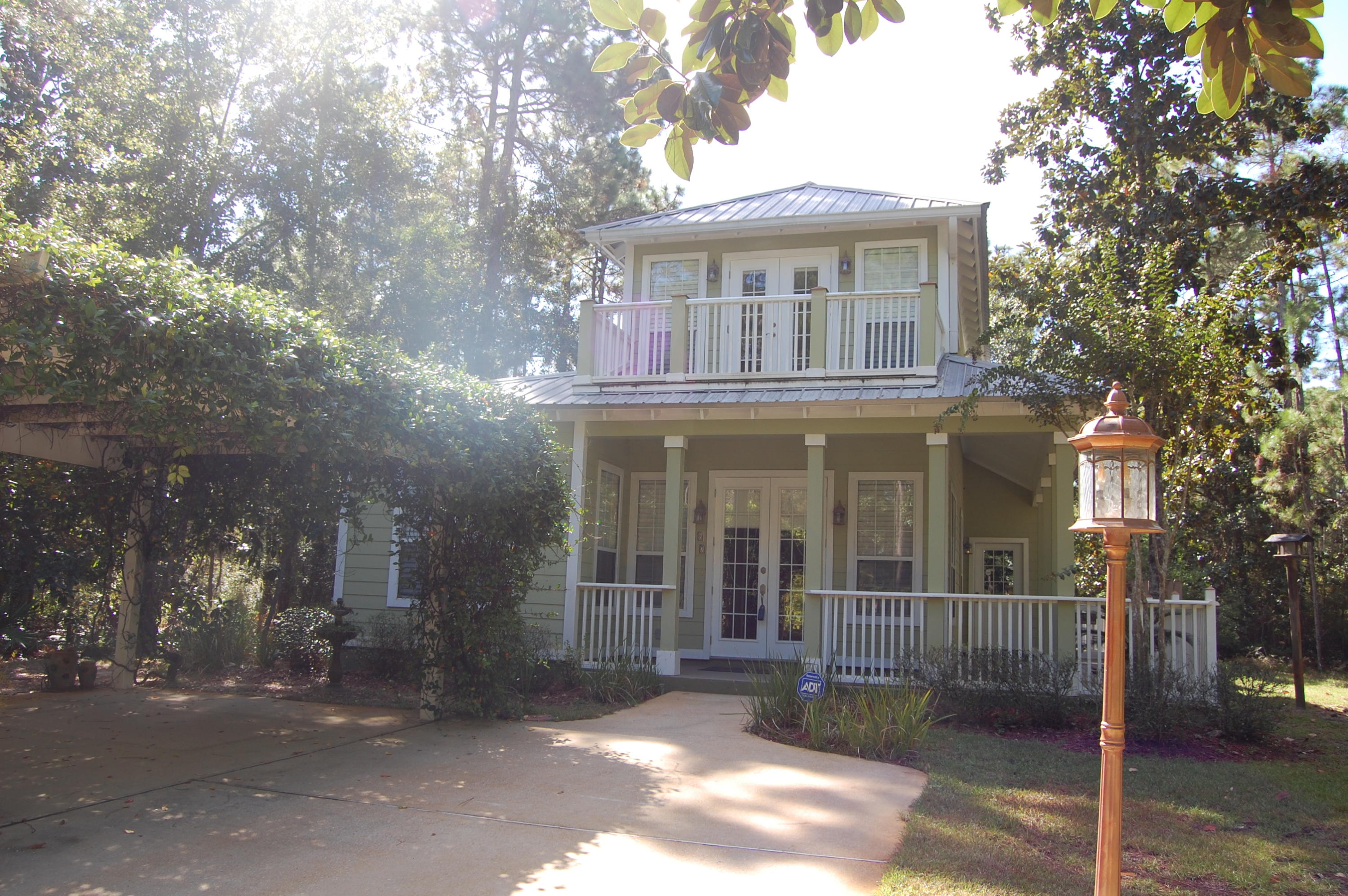 MAGNOLIA BEACH - Residential