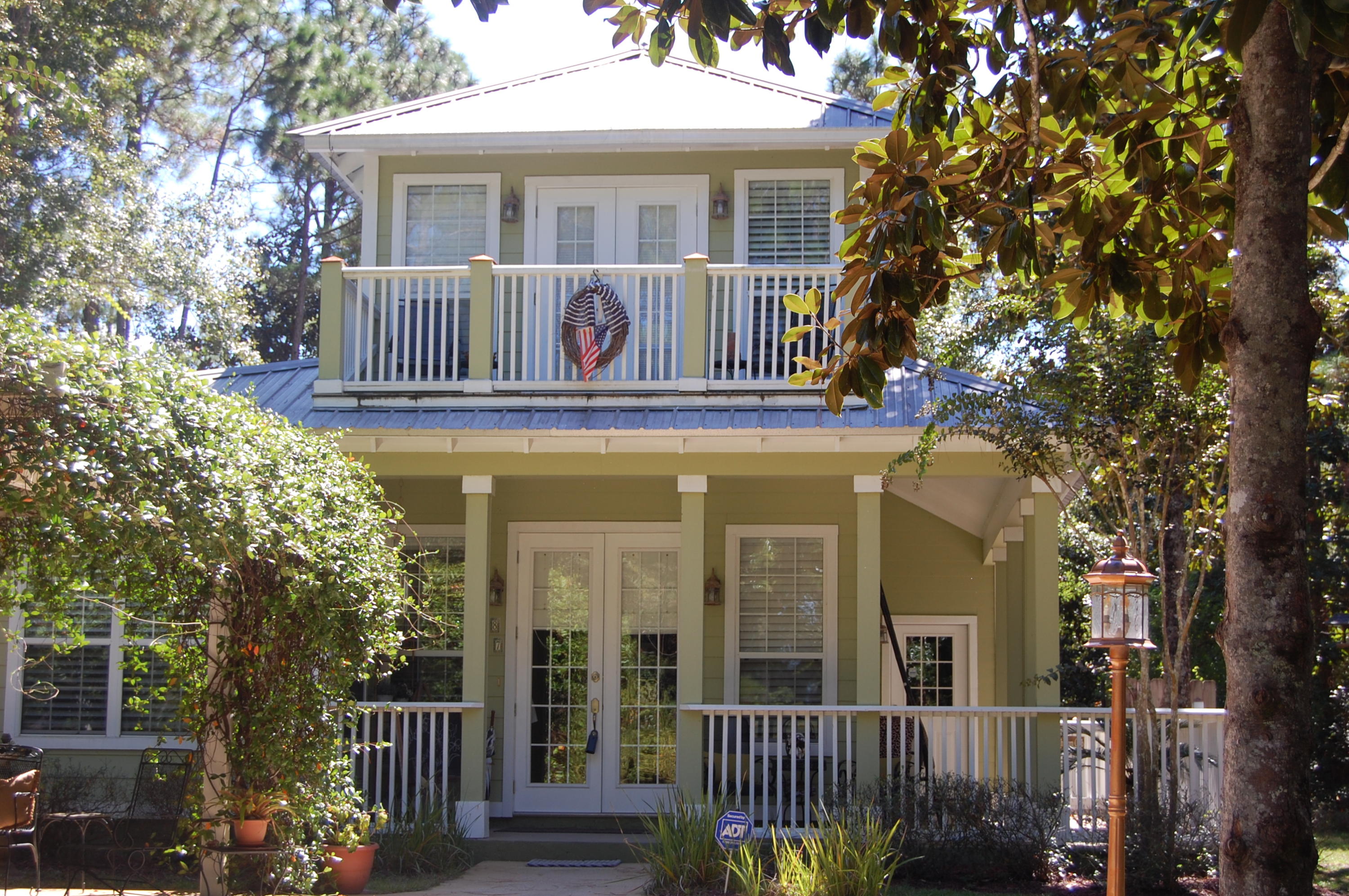 MAGNOLIA BEACH - Residential