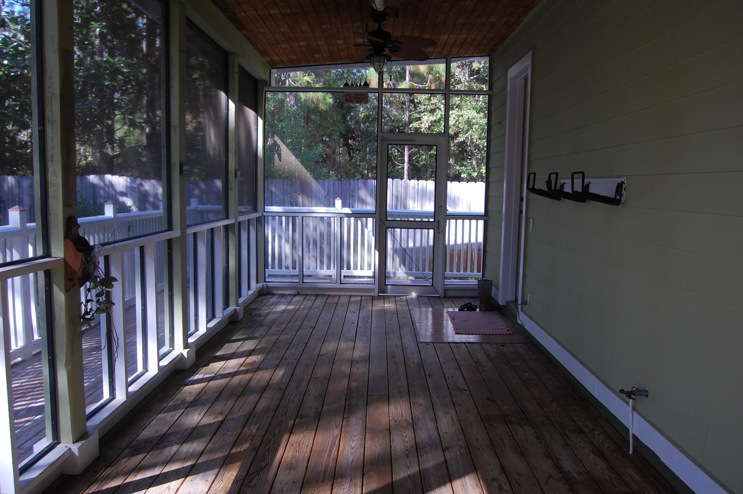 MAGNOLIA BEACH - Residential