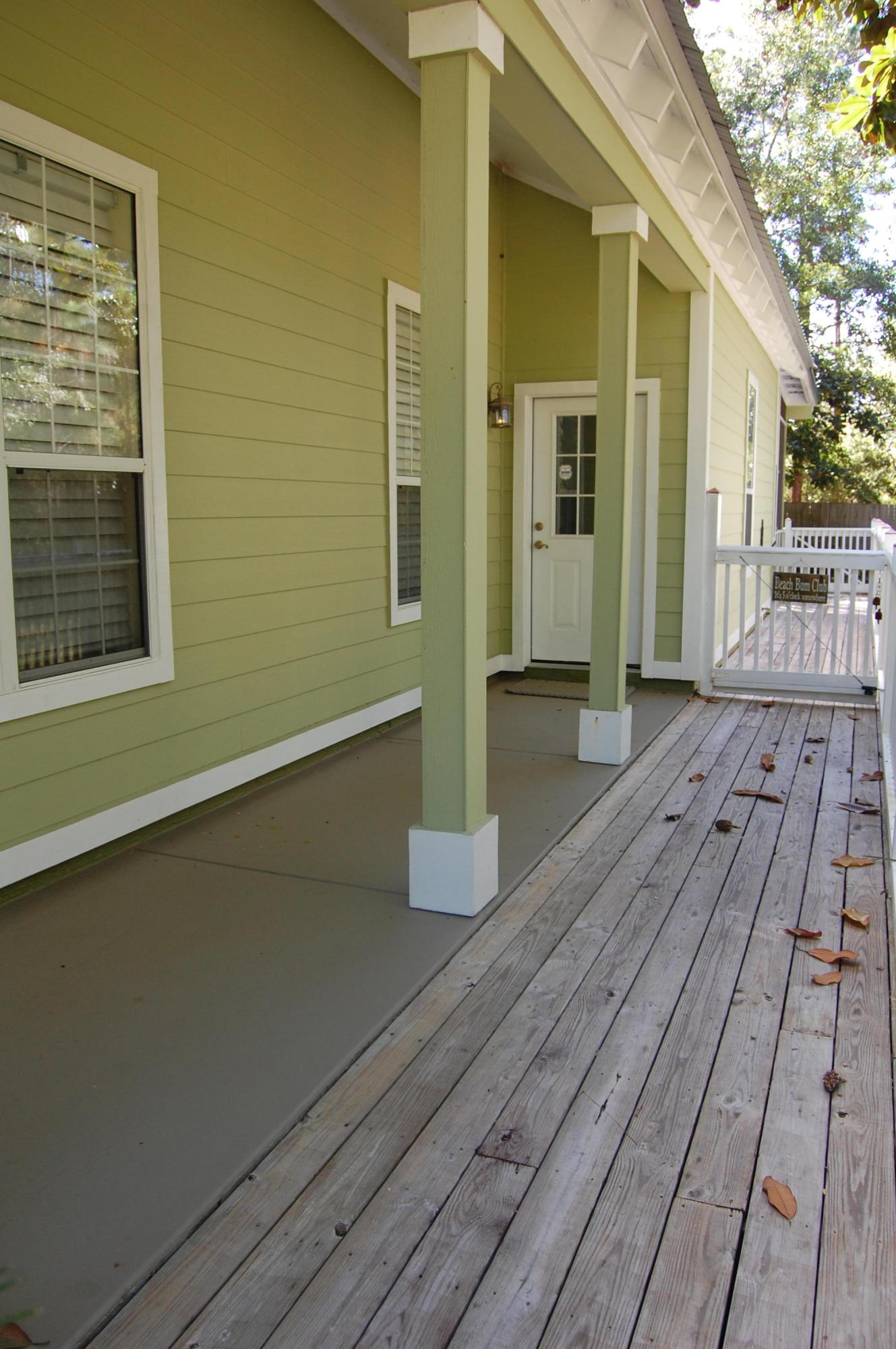 MAGNOLIA BEACH - Residential