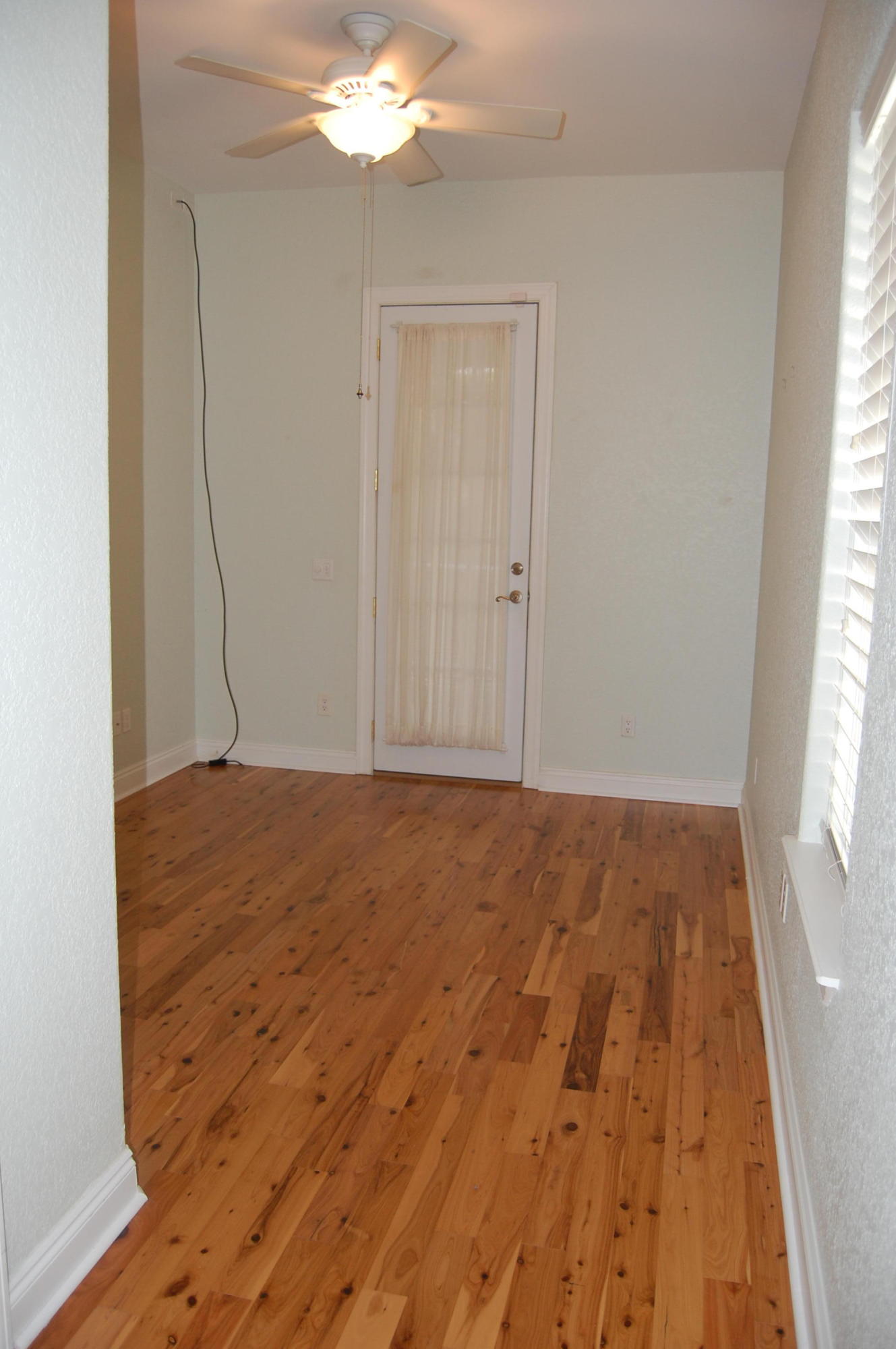 MAGNOLIA BEACH - Residential