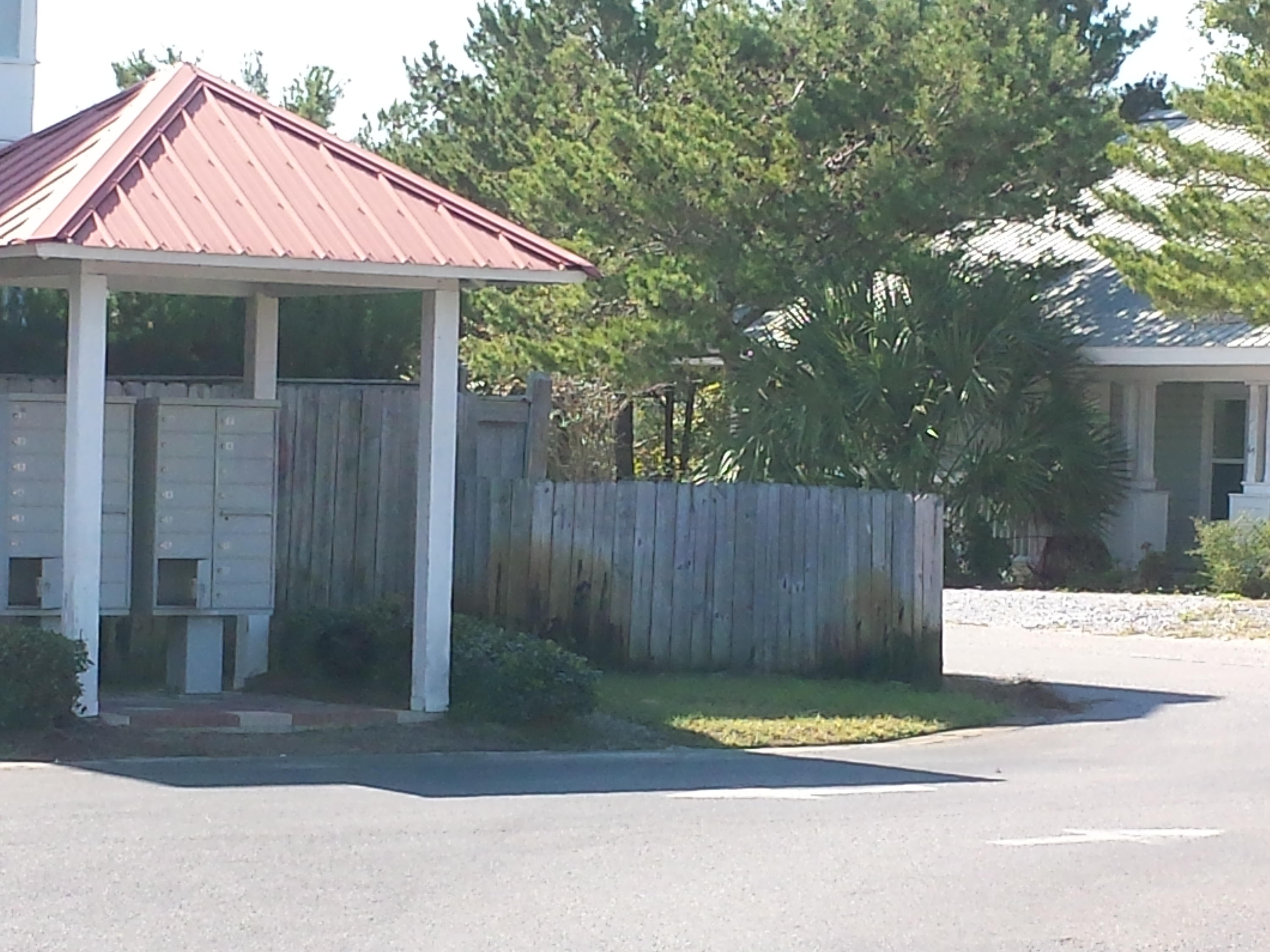 ROLLIN TIDE VILLAS - Residential