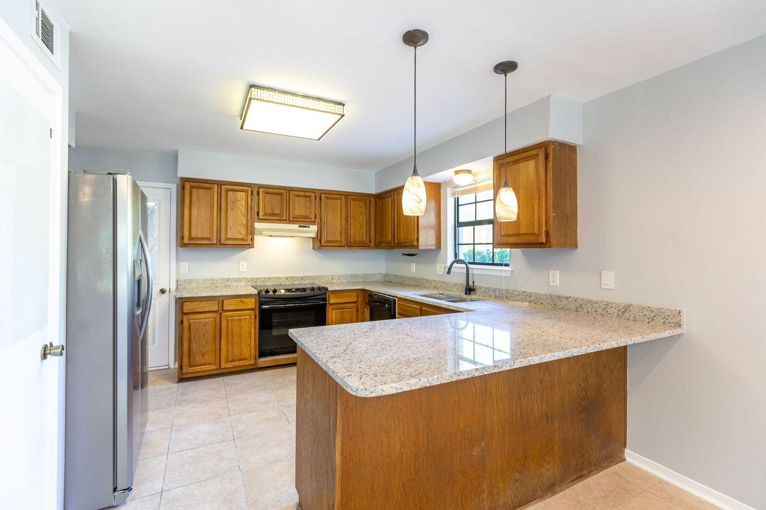 RAINTREE ESTATES - Residential