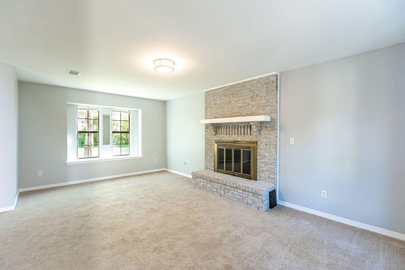 RAINTREE ESTATES - Residential