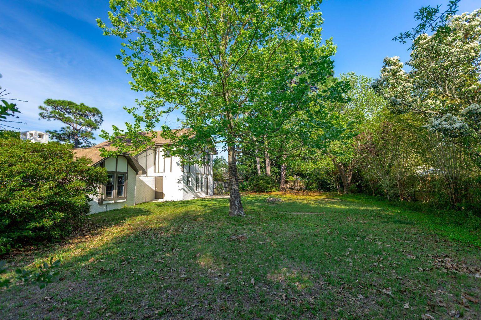 RAINTREE ESTATES - Residential