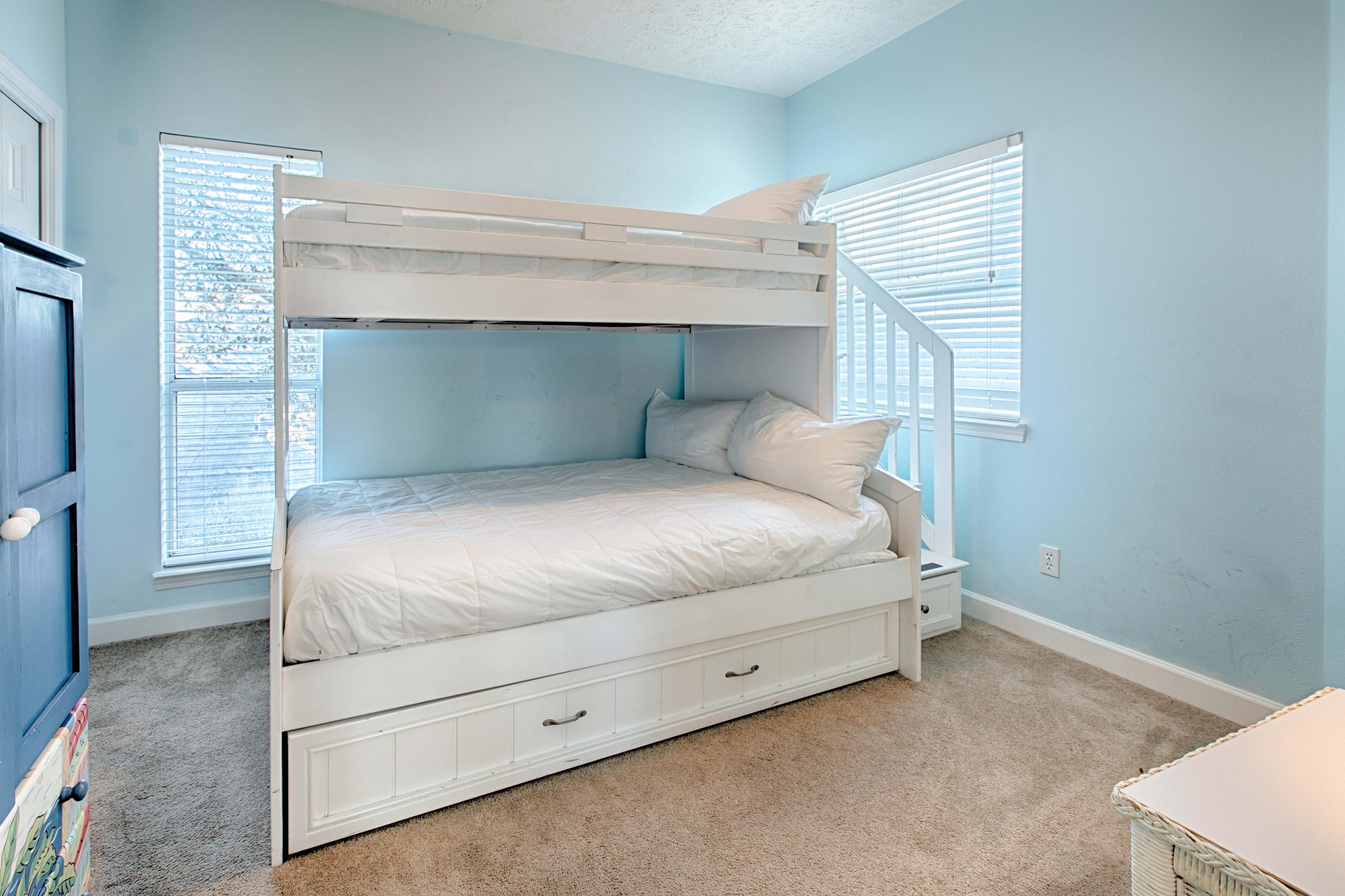 CRYSTAL BEACH COTTAGES PH 2 - Residential