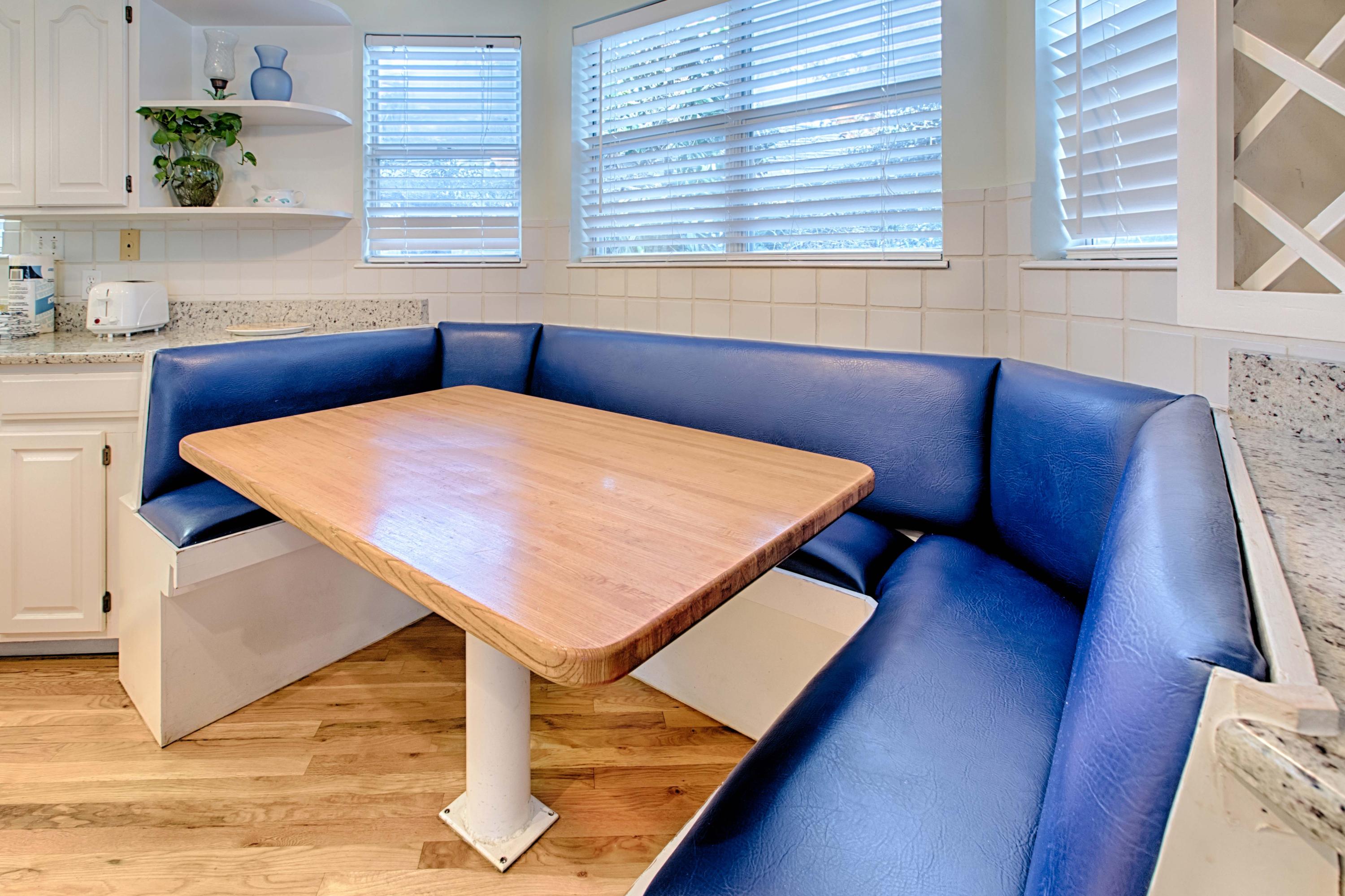 CRYSTAL BEACH COTTAGES PH 2 - Residential