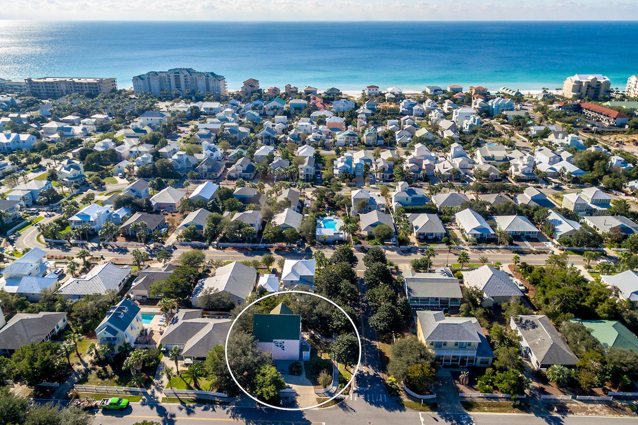 CRYSTAL BEACH COTTAGES PH 2 - Residential