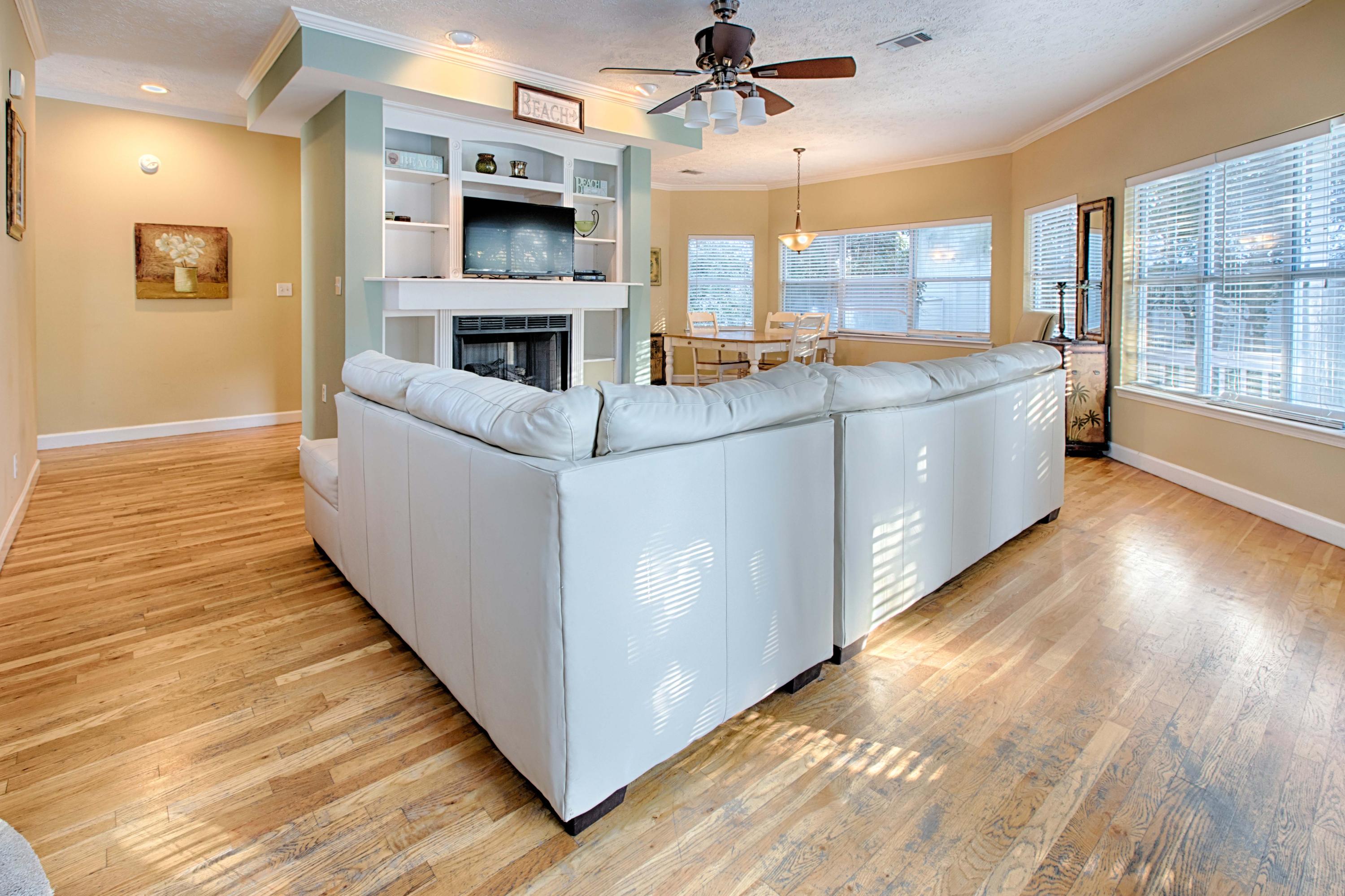 CRYSTAL BEACH COTTAGES PH 2 - Residential