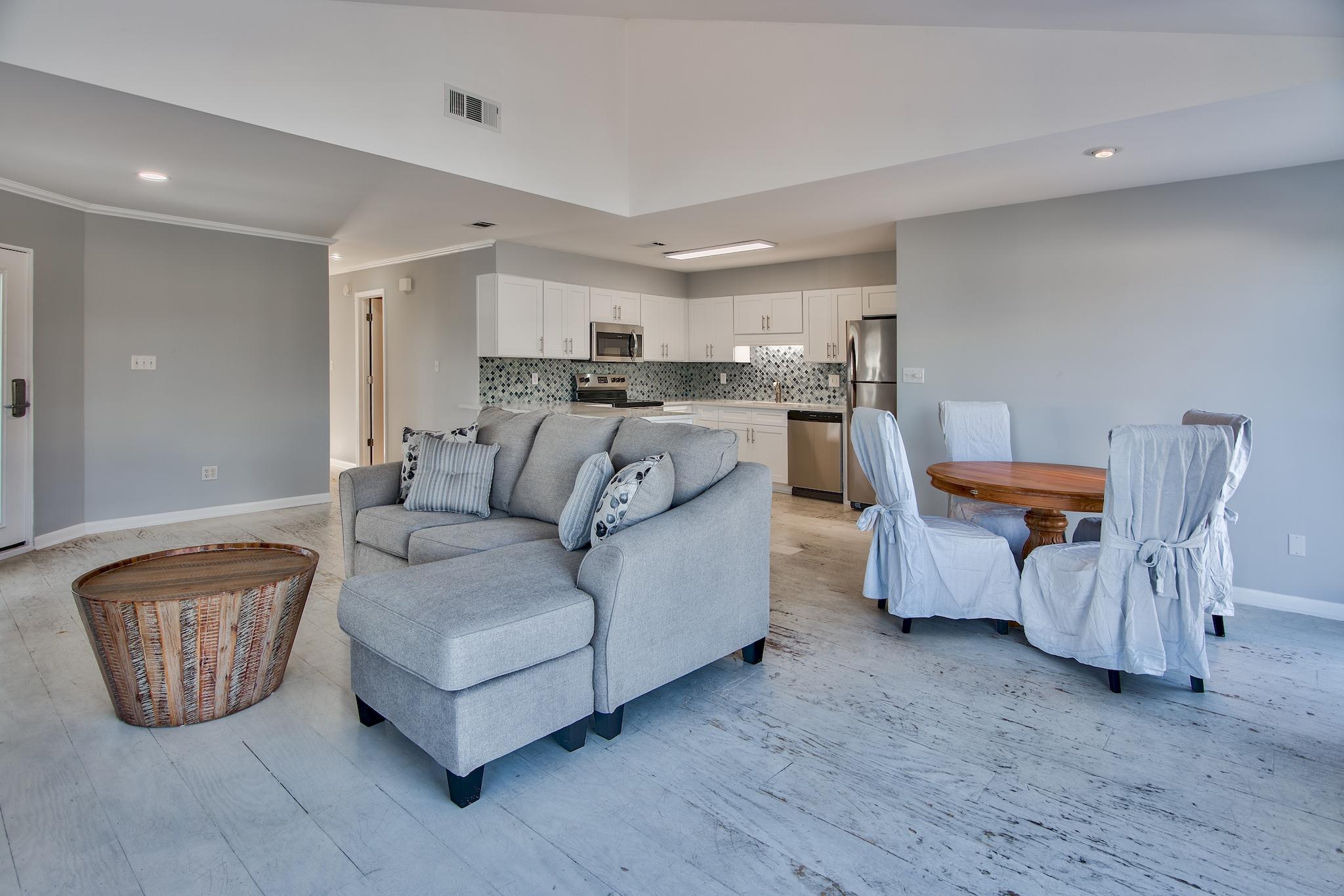 DESTIN SANDS CONDO - Residential