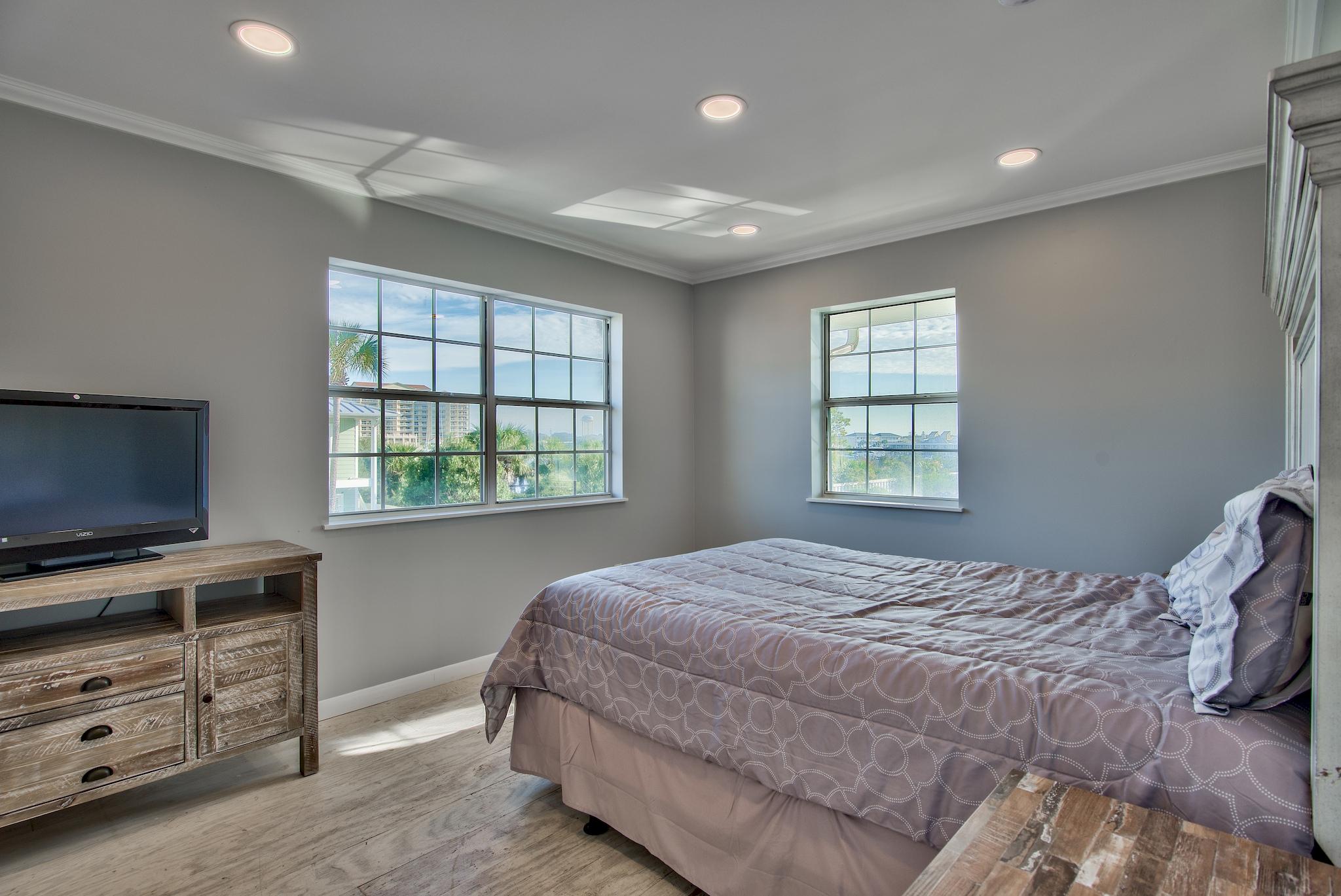 DESTIN SANDS CONDO - Residential