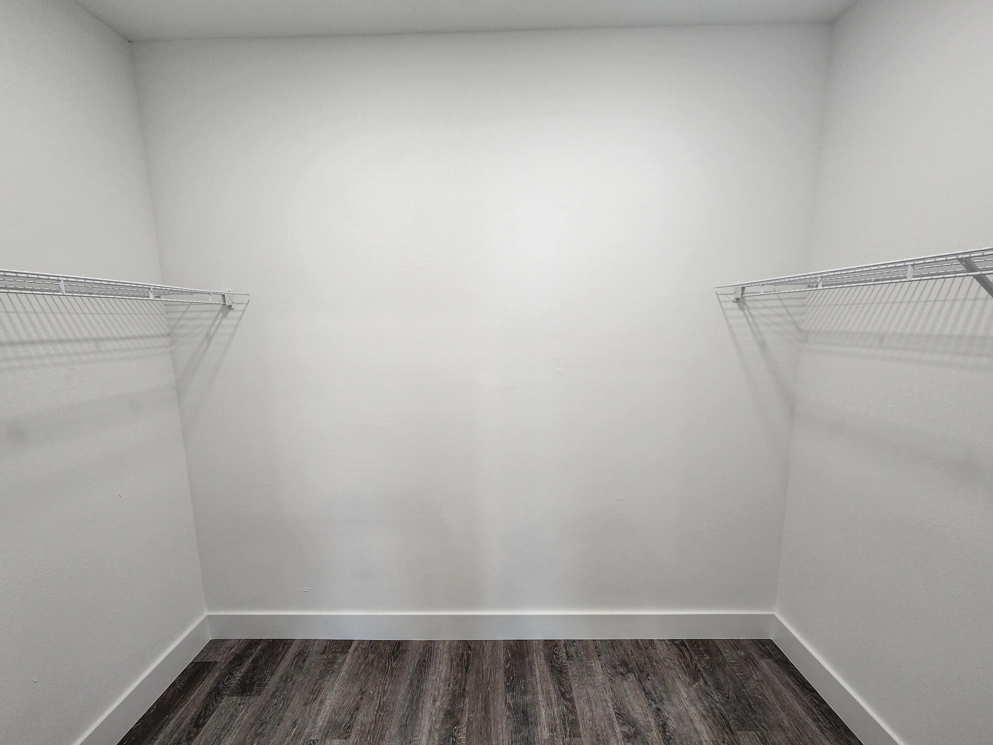 CRESCENT SHORES - Residential