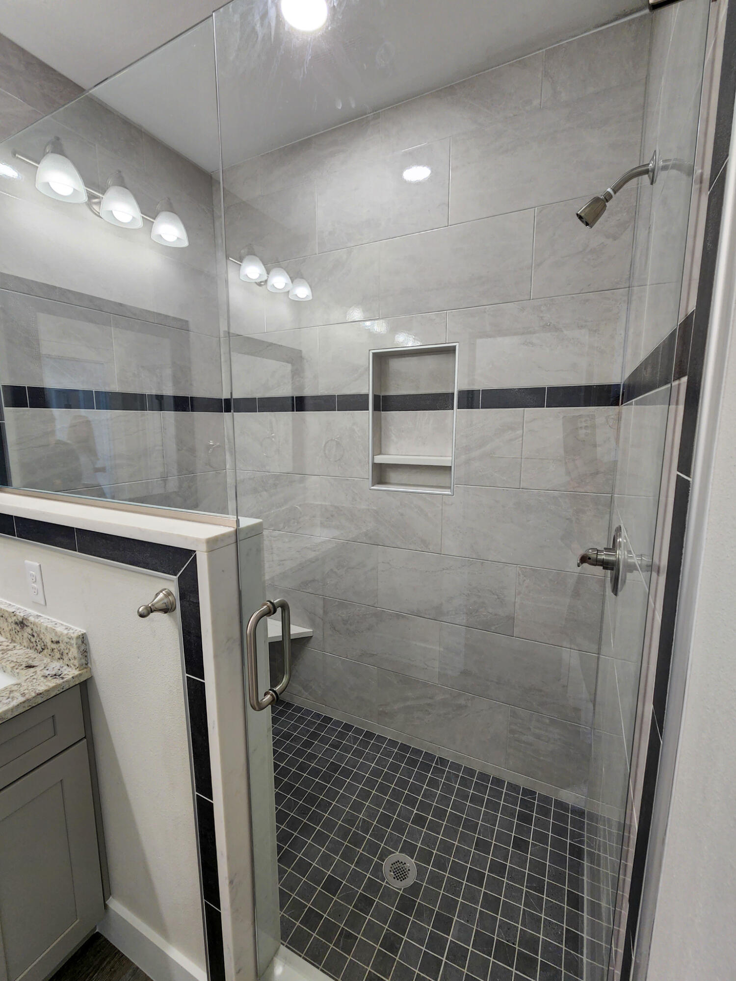 CRESCENT SHORES - Residential