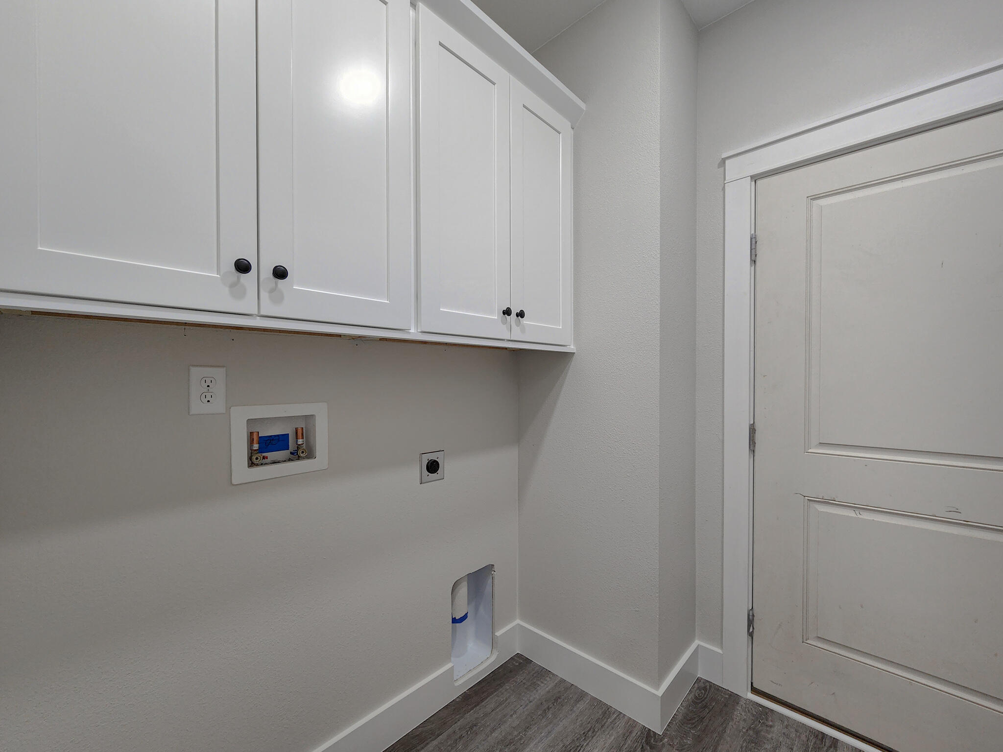 CRESCENT SHORES - Residential