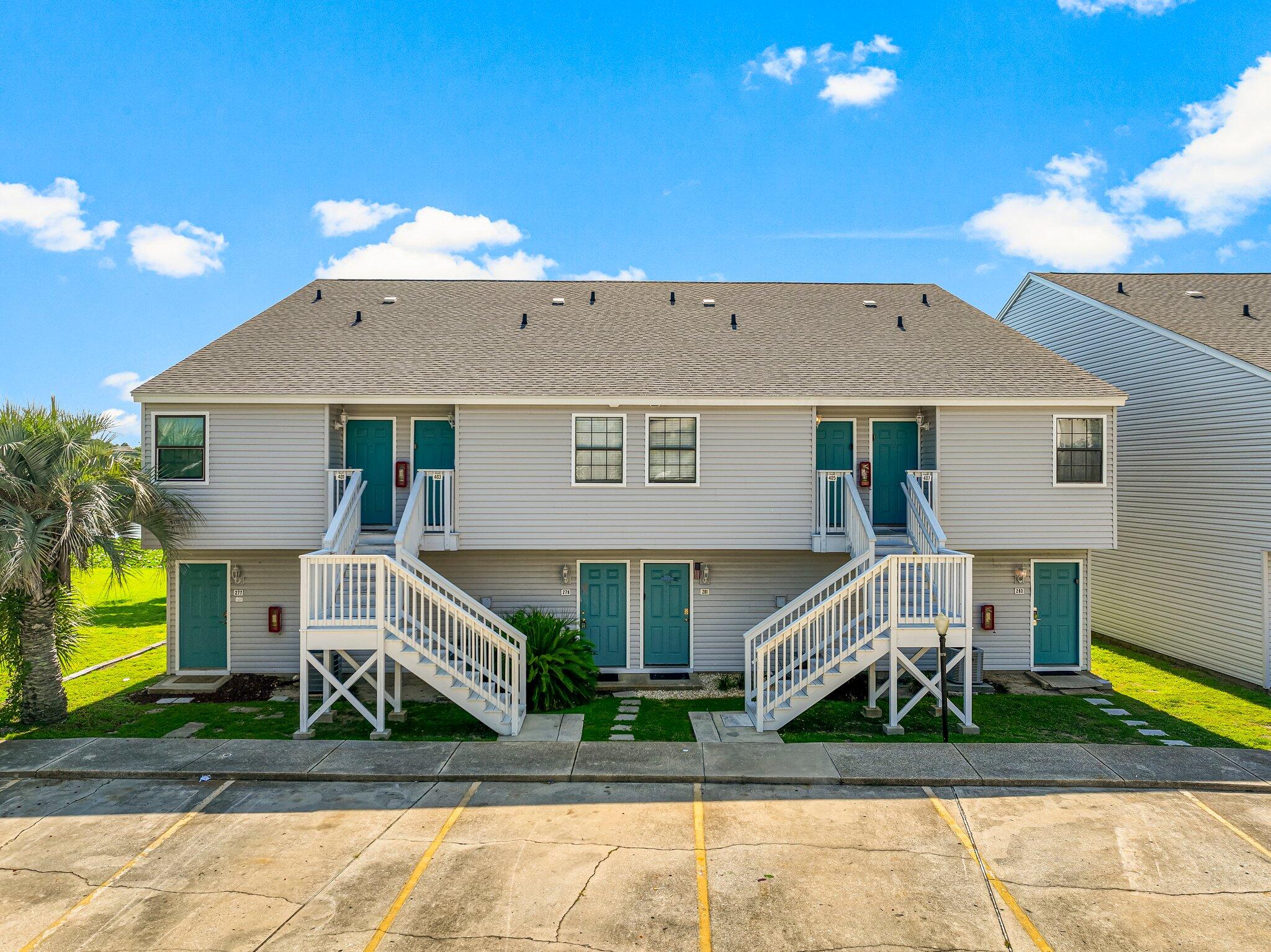 LULLWATER BEACH - Residential