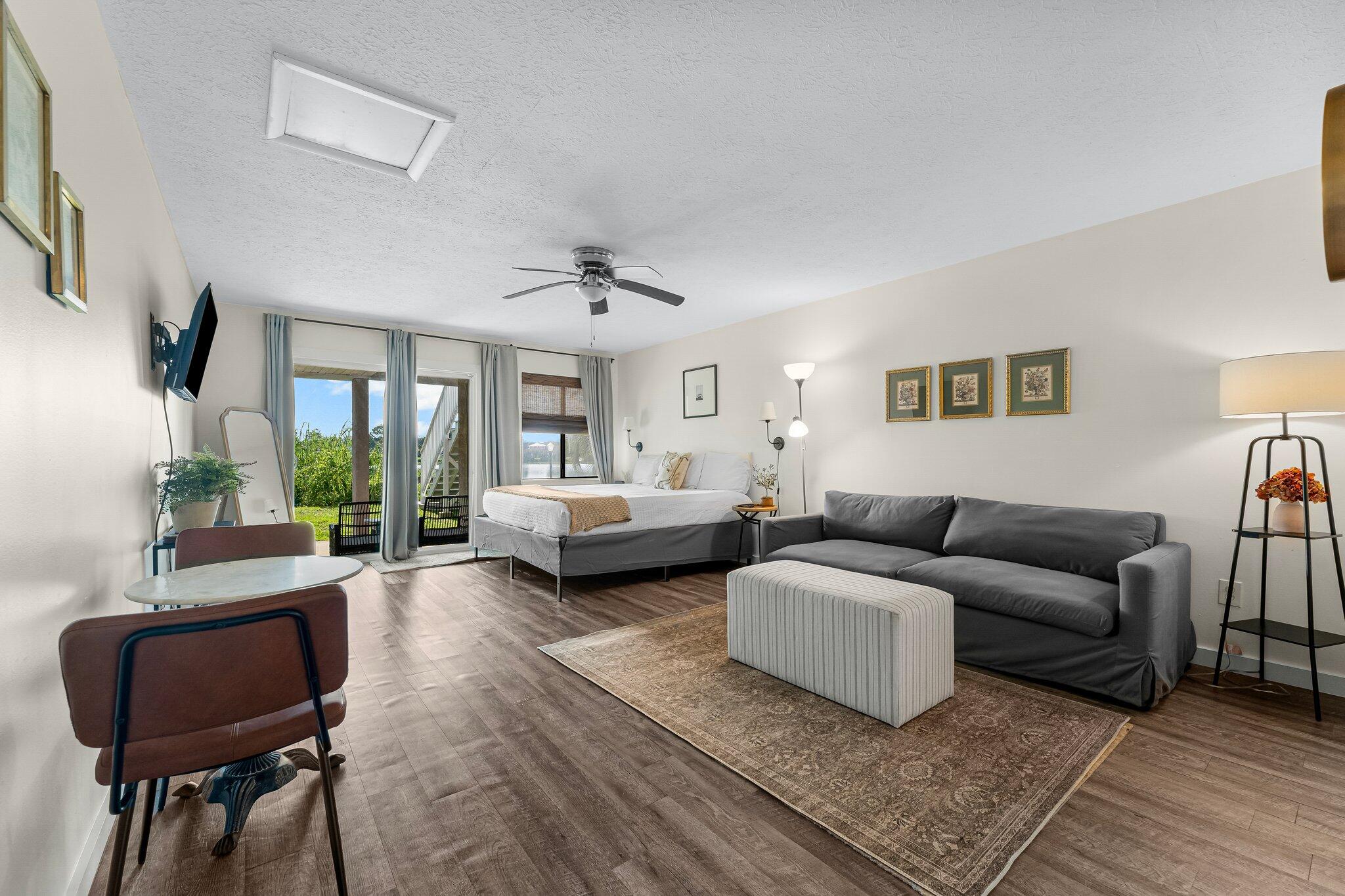 LULLWATER BEACH - Residential