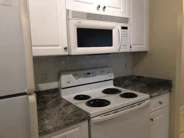 THE OAKS - Residential Lease