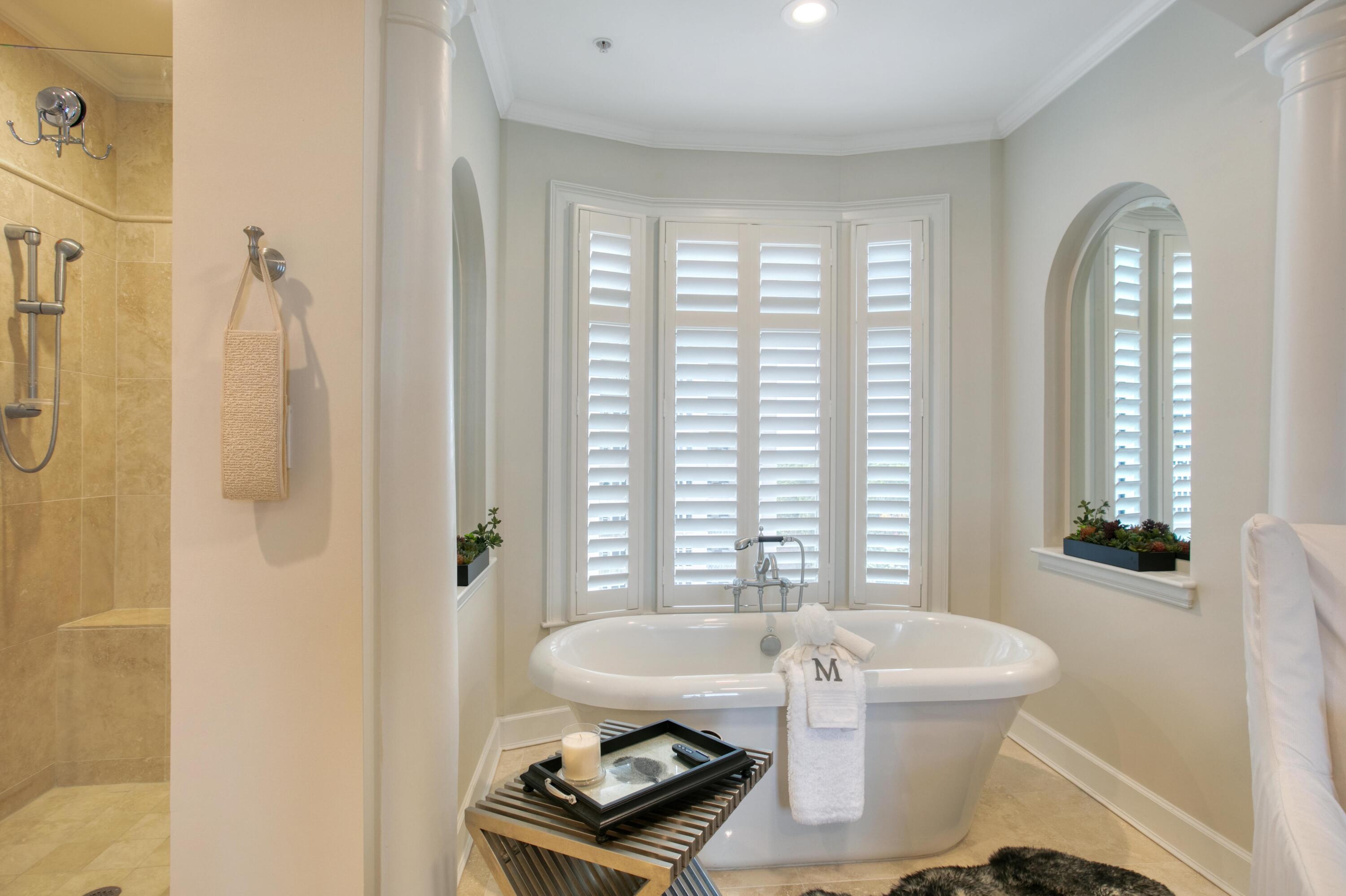 ONE WATER PLACE - Residential