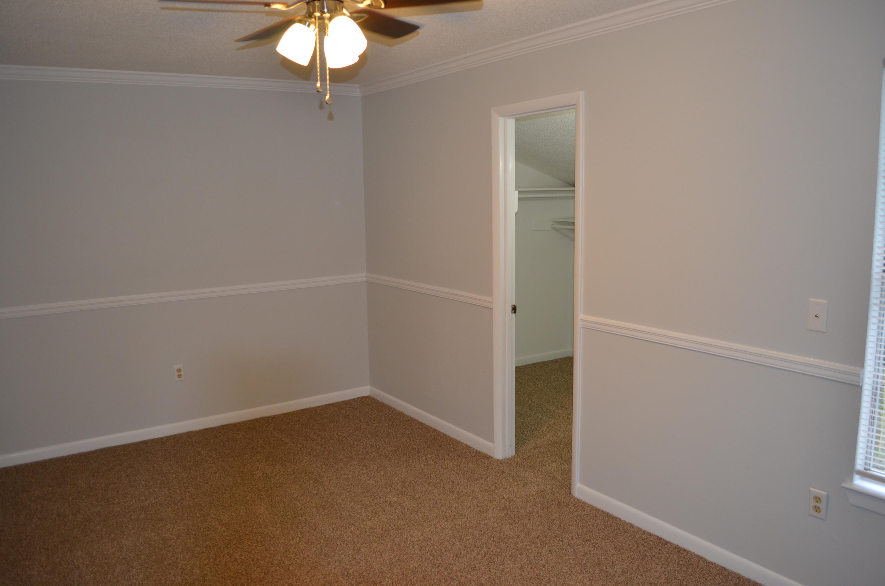 VIKING MANOR PH 1 - Residential Lease