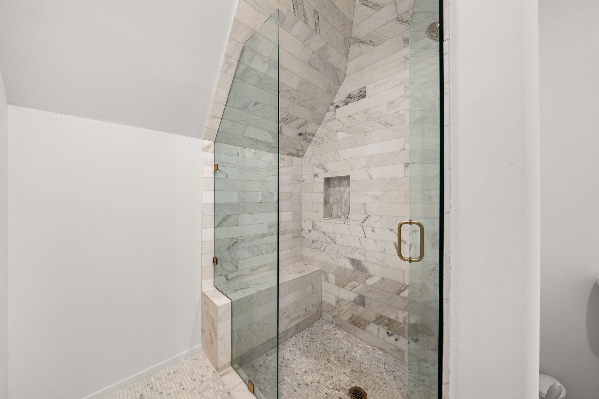 TRESCA PLACE - Residential