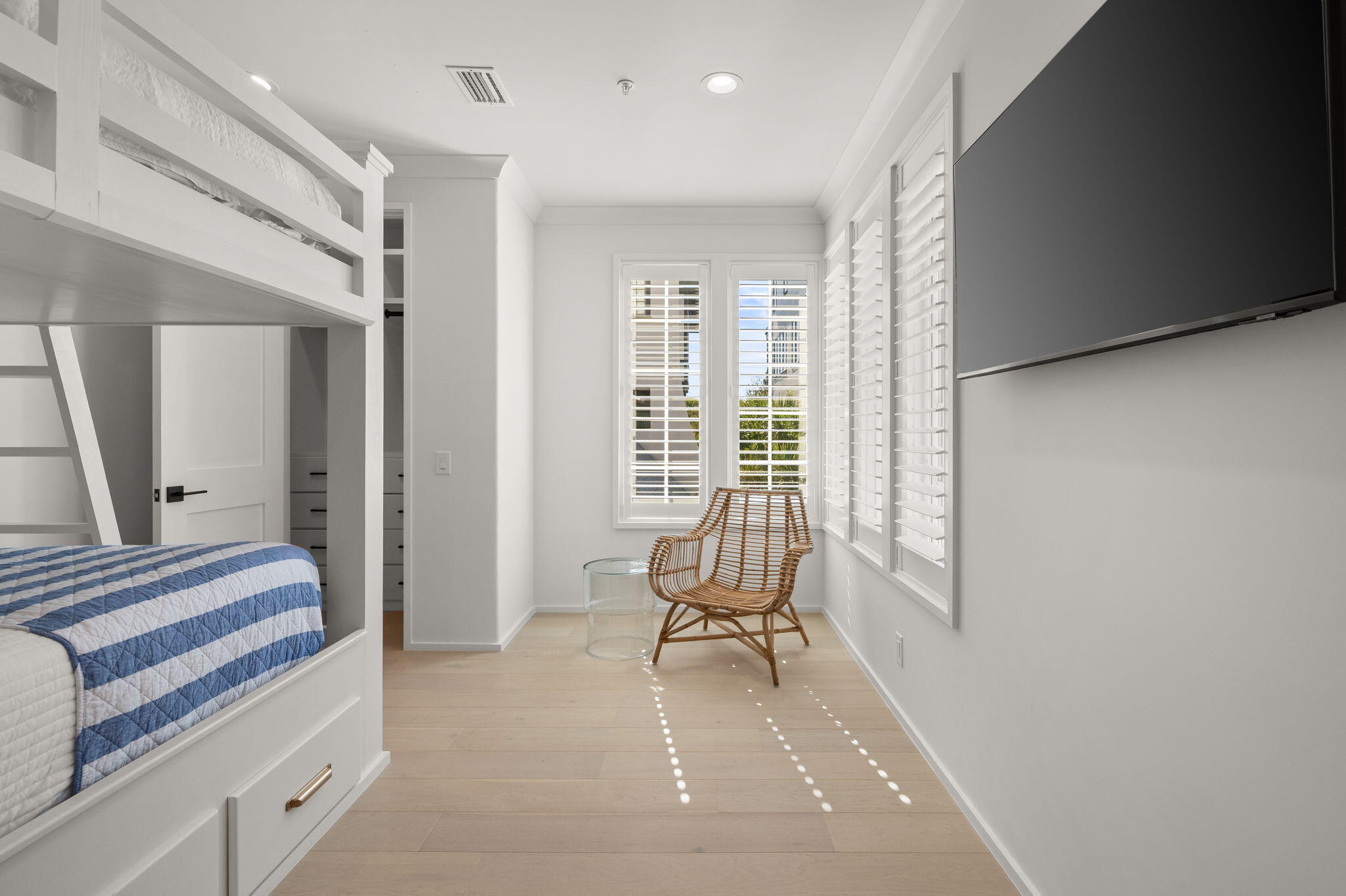 TRESCA PLACE - Residential